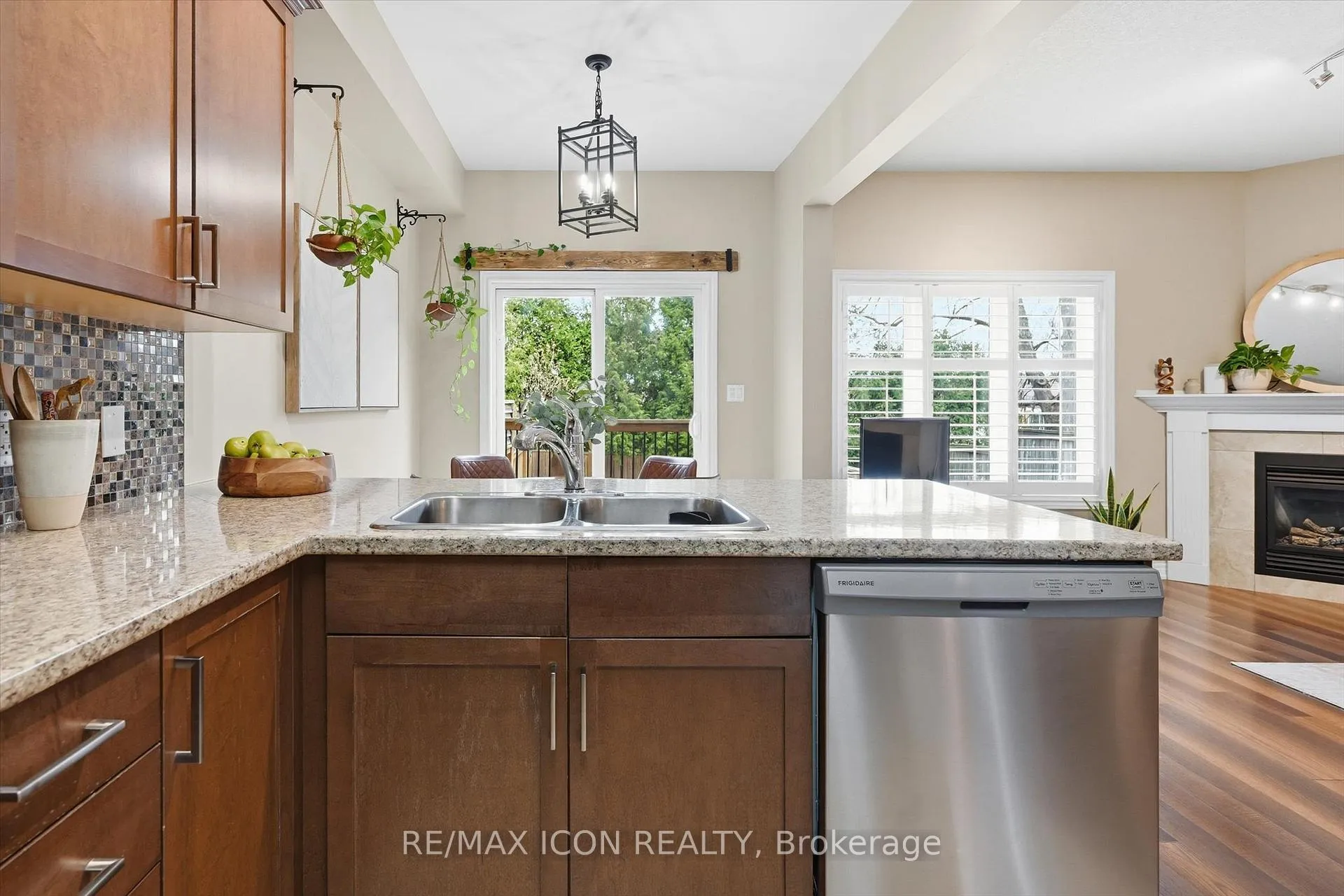 Photo 17 of 64 Springvalley Crescent, Hamilton, Gourley — HOMEH