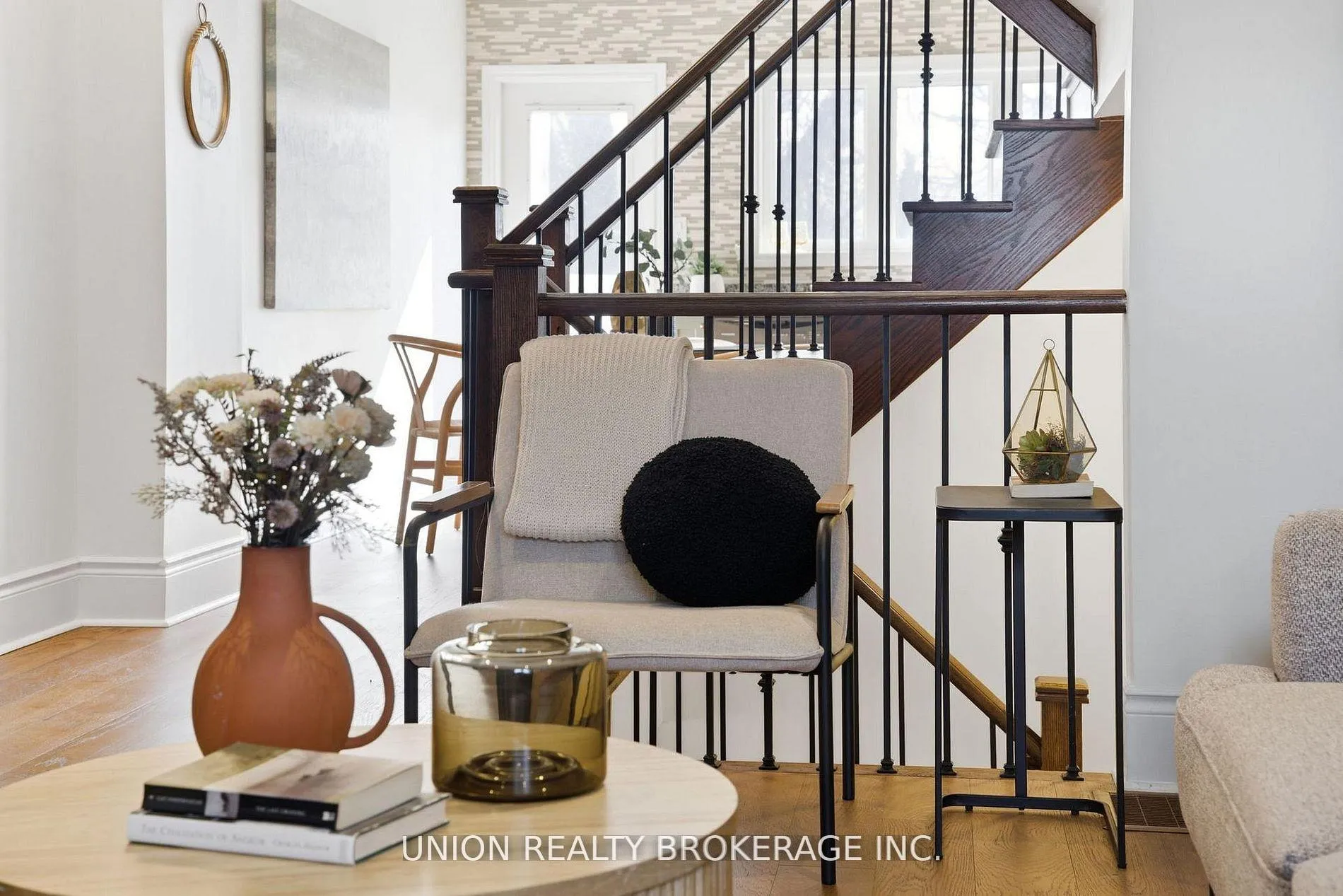 Photo 5 of 293 Kingston Road, Toronto, The Beaches — HOMEH