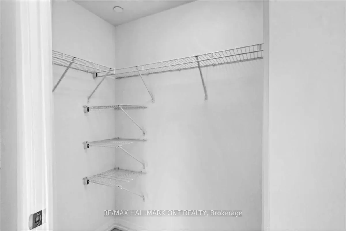 Photo 17 of Unit 2505, 27 Korda Gate, Vaughan, Vellore Village — HOMEH