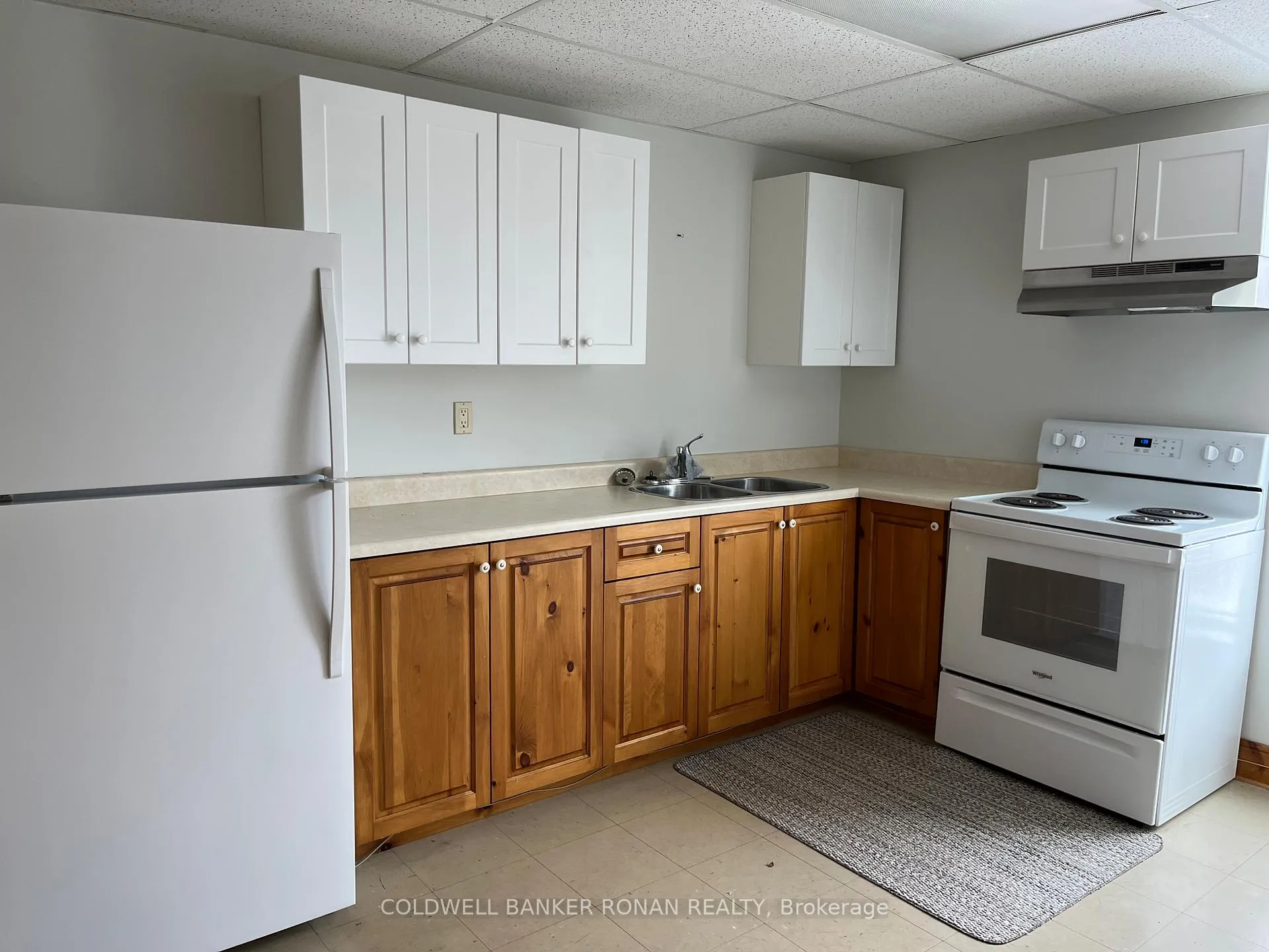 Photo 2 of Unit A, 12 Main Street, New Tecumseth, Beeton — HOMEH
