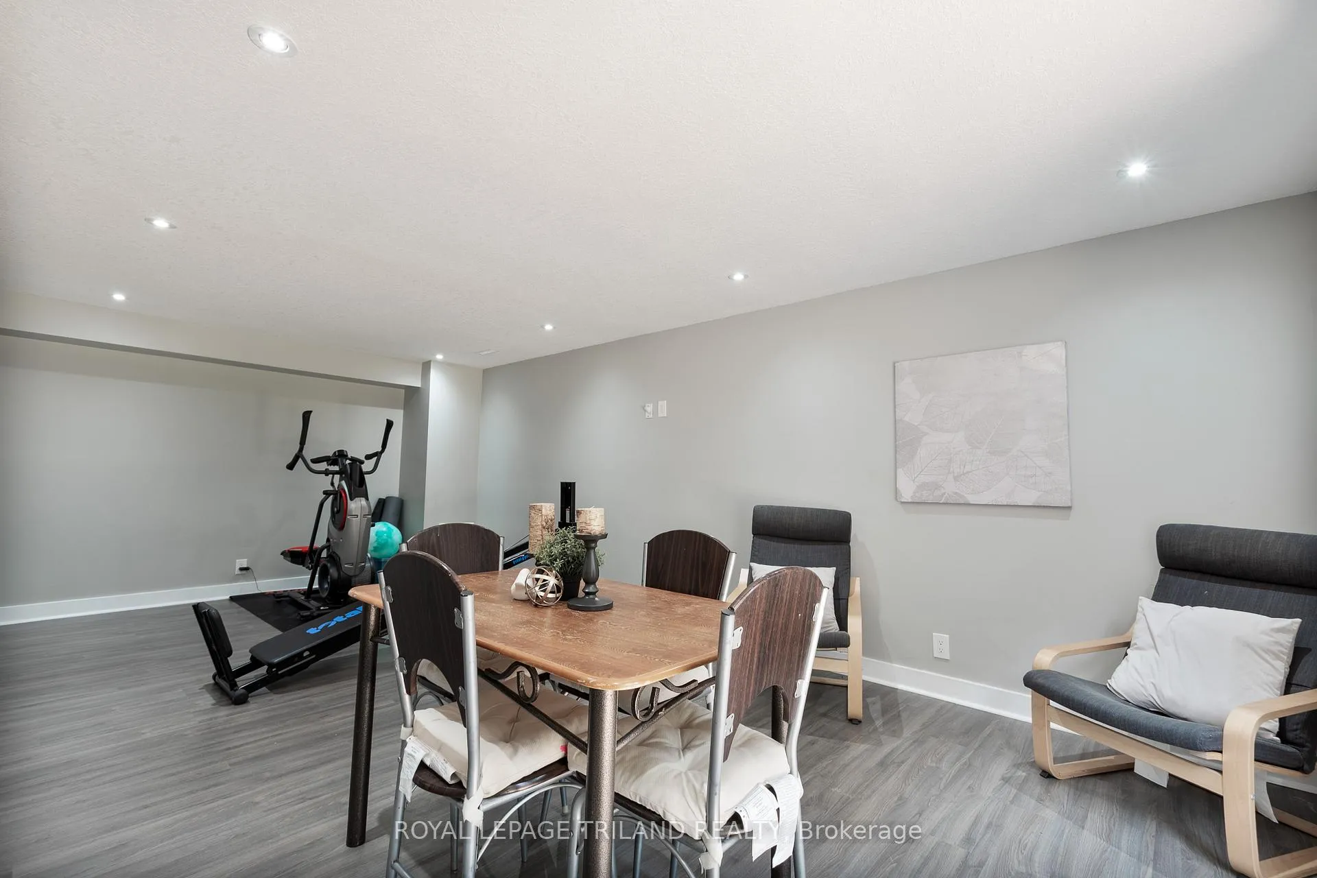 Photo 22 of 681 Bennett Crescent, Strathroy-Caradoc, Mount Brydges — HOMEH