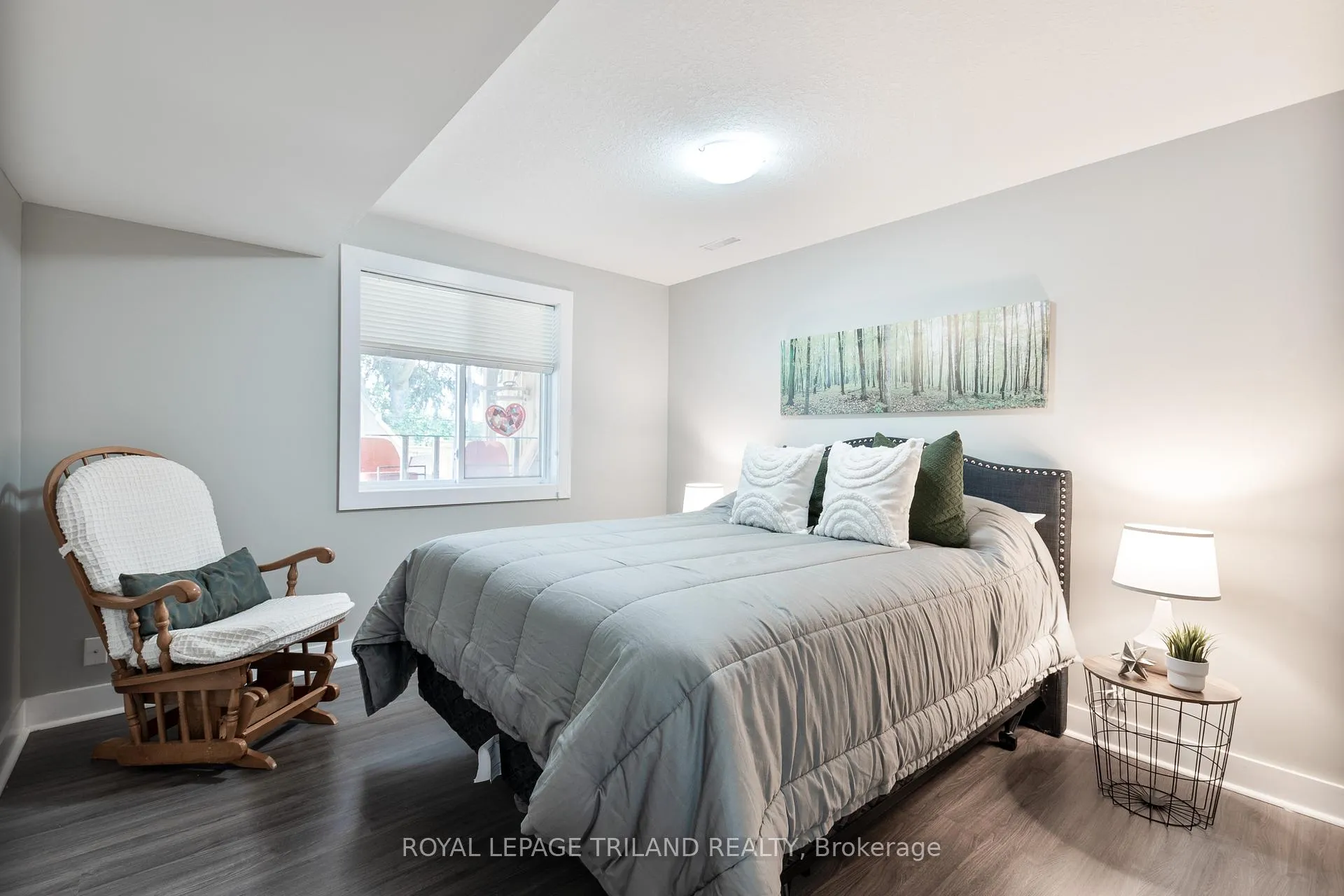Photo 25 of 681 Bennett Crescent, Strathroy-Caradoc, Mount Brydges — HOMEH
