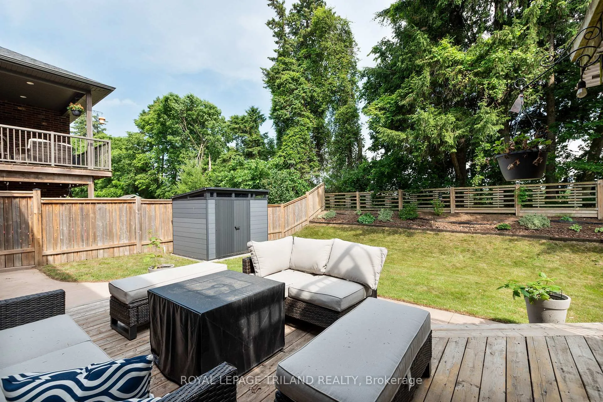 Photo 30 of 681 Bennett Crescent, Strathroy-Caradoc, Mount Brydges — HOMEH