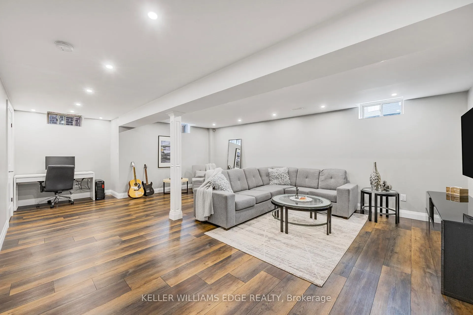 Photo 31 of 209 Echovalley Drive, Hamilton, Stoney Creek Mountain — HOMEH
