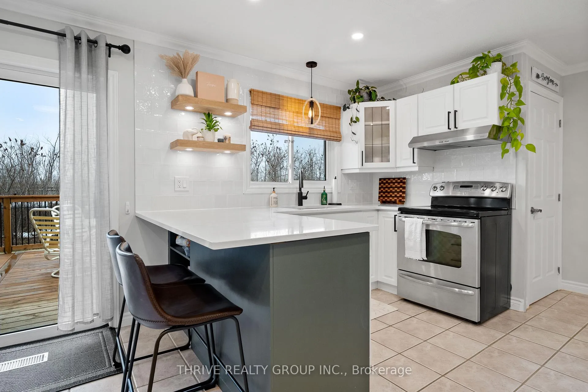 Photo 10 of 169 Railway Avenue, Middlesex Centre, Komoka — HOMEH
