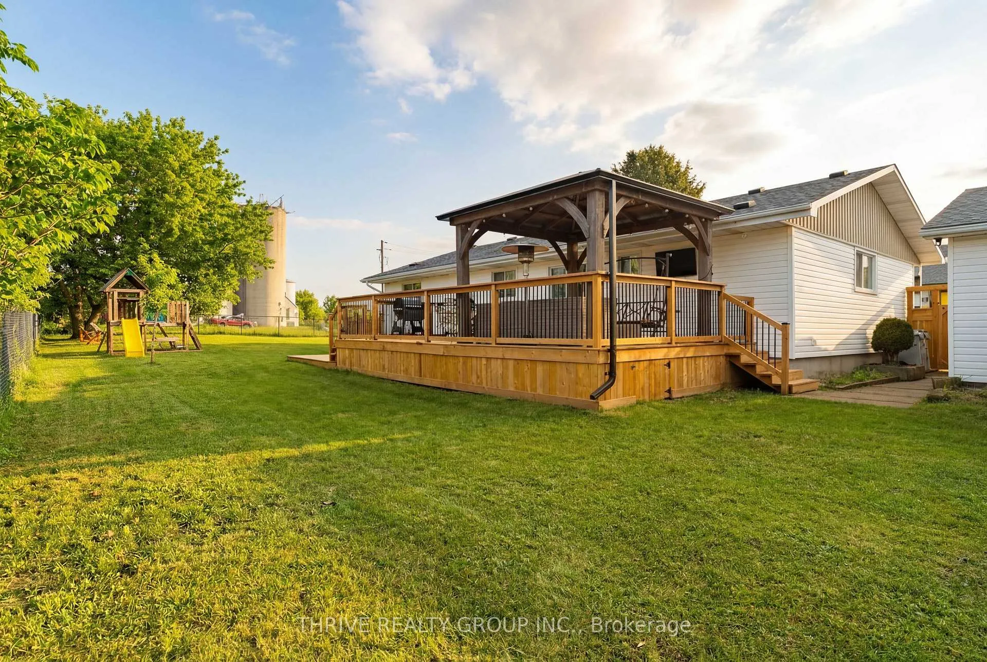 Photo 33 of 169 Railway Avenue, Middlesex Centre, Komoka — HOMEH