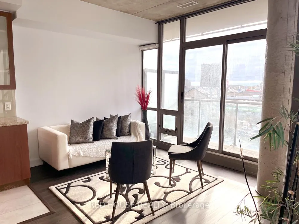 Photo 2 of Unit 705, 33 Mill Street, Toronto, Waterfront Communities — HOMEH