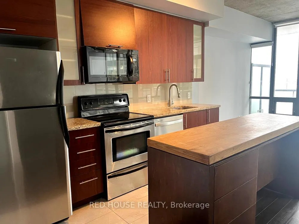 Photo 3 of Unit 705, 33 Mill Street, Toronto, Waterfront Communities — HOMEH