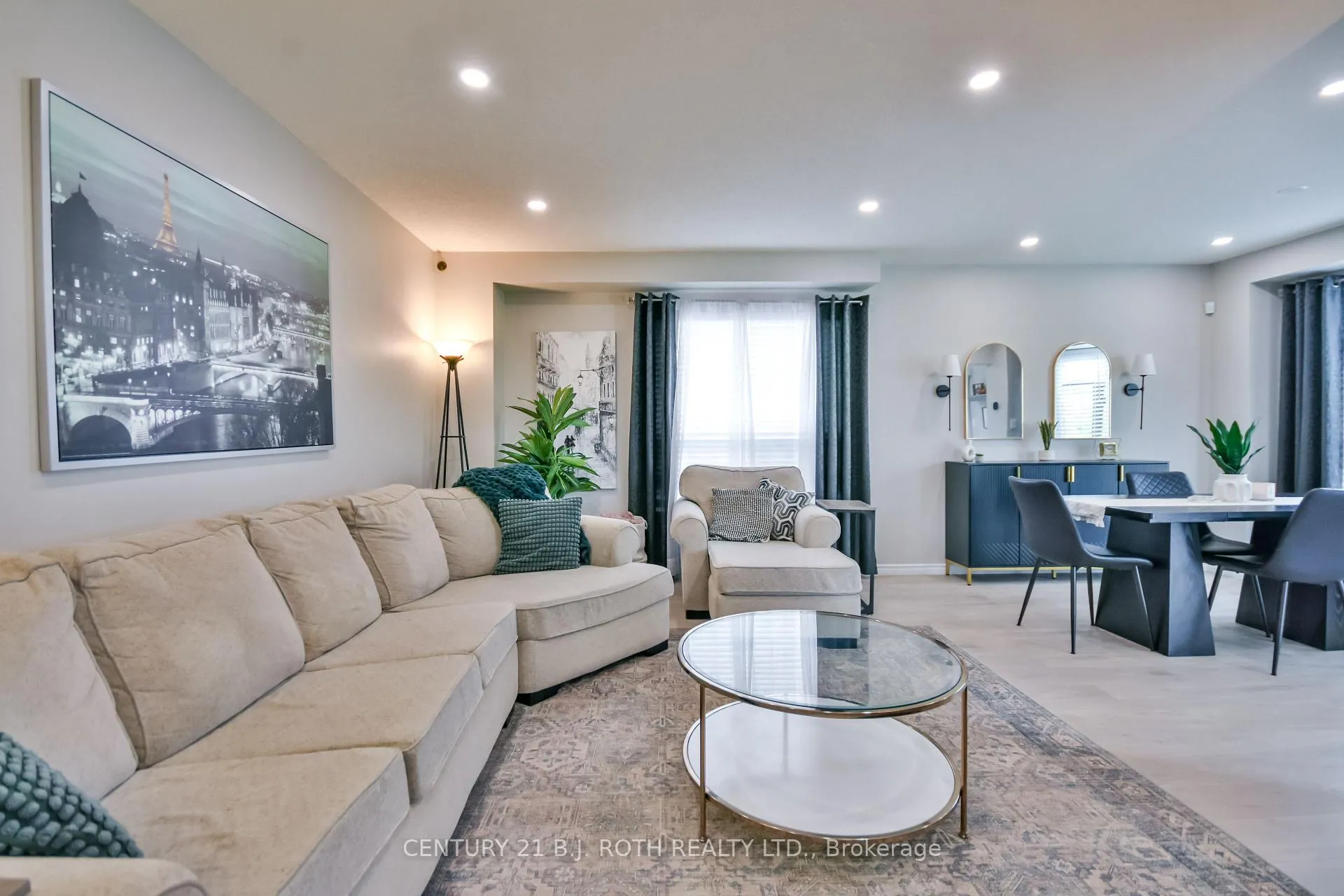 Photo 8 of 12 Burke Drive, Barrie, West Bayfield — HOMEH