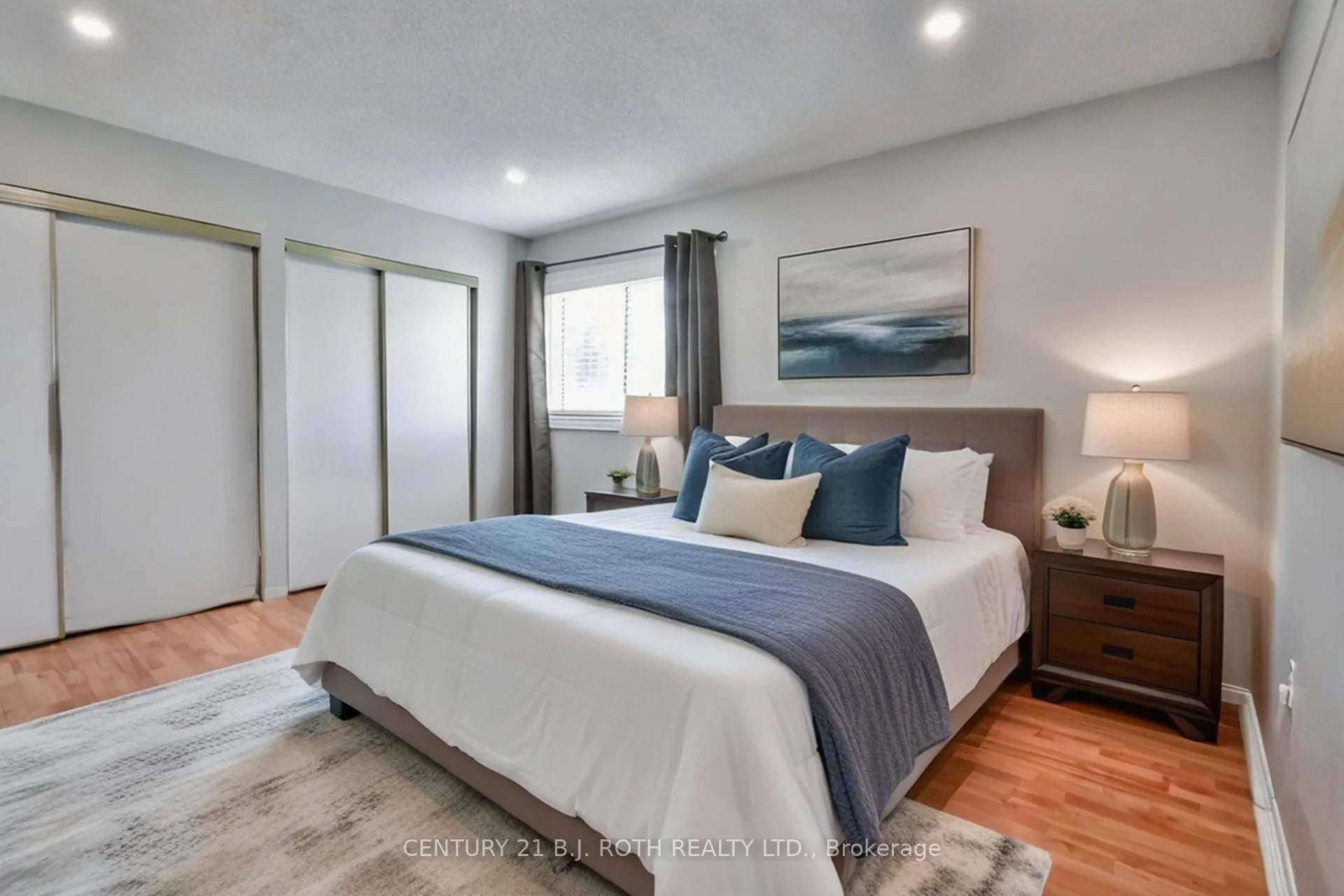 Photo 17 of 12 Burke Drive, Barrie, West Bayfield — HOMEH