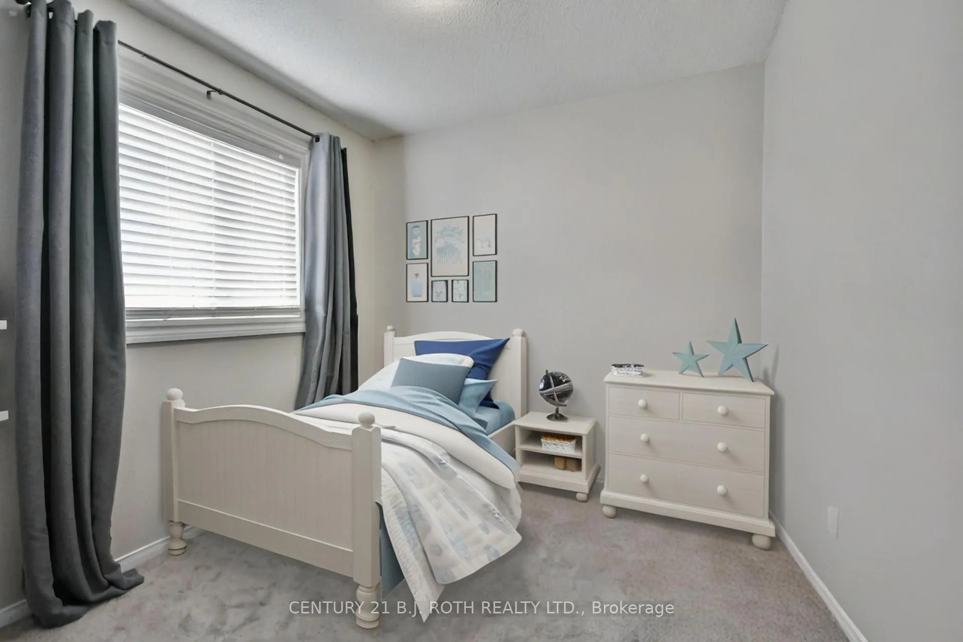 Photo 19 of 12 Burke Drive, Barrie, West Bayfield — HOMEH