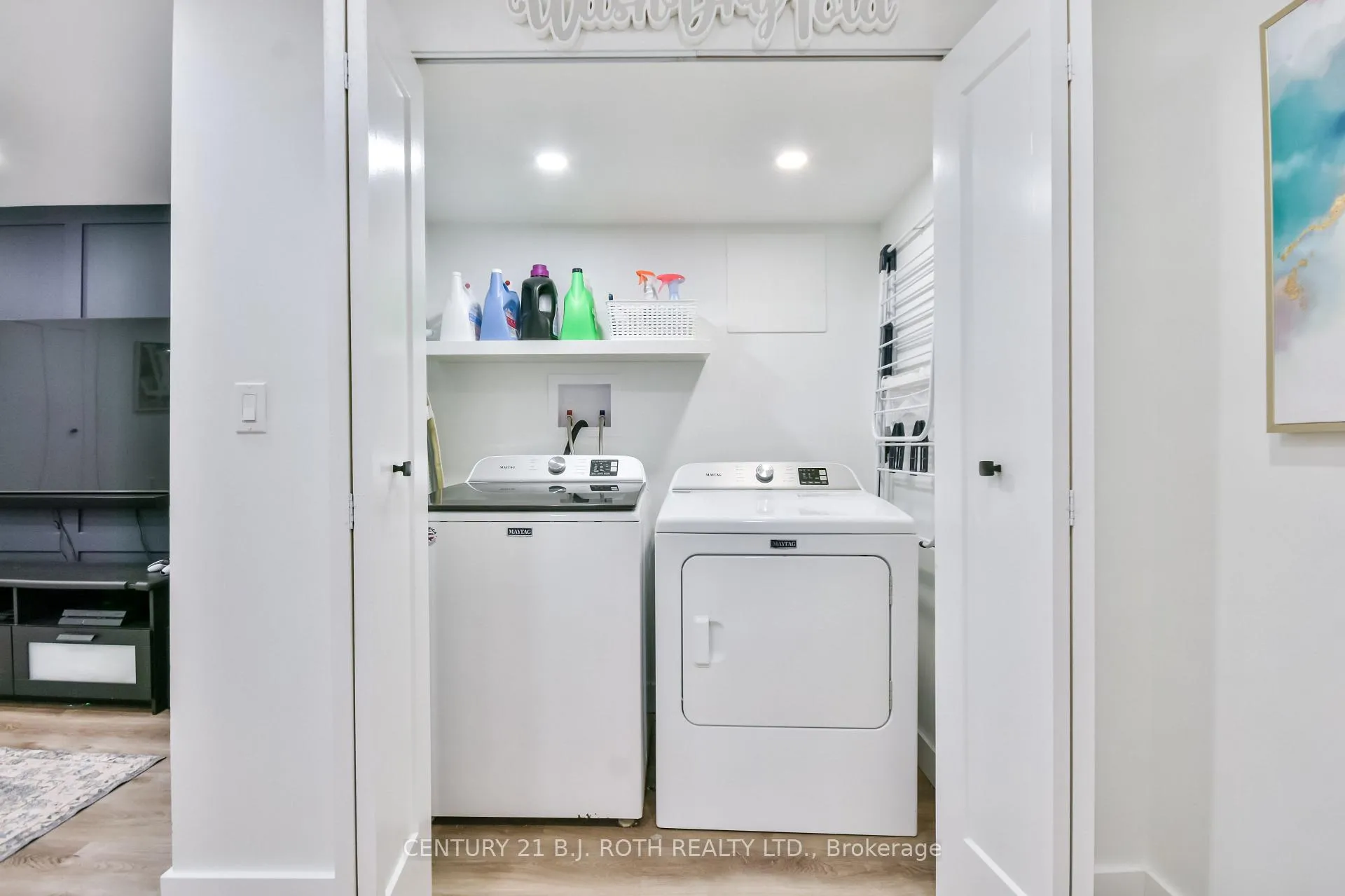 Photo 26 of 12 Burke Drive, Barrie, West Bayfield — HOMEH