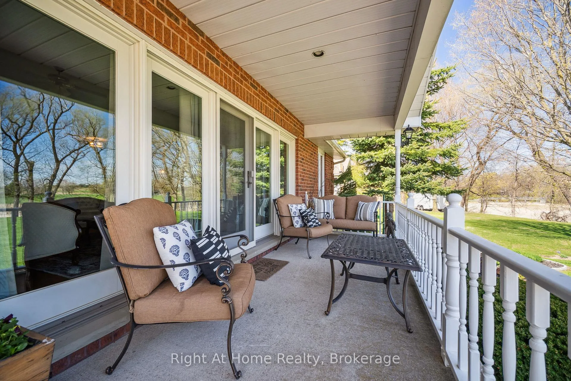 Photo 4 of 664 Maple Street, Huron East, Brussels — HOMEH