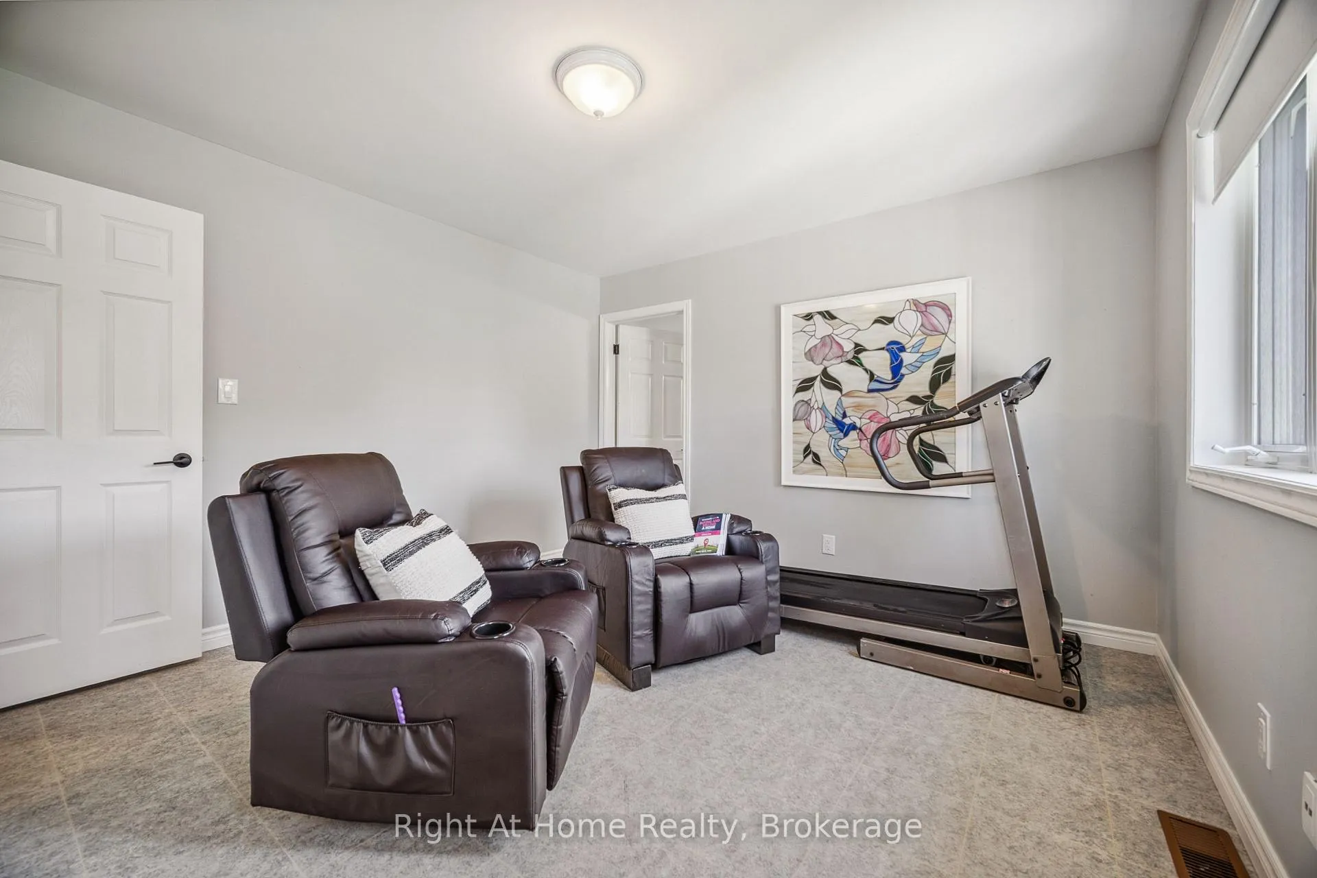 Photo 12 of 664 Maple Street, Huron East, Brussels — HOMEH
