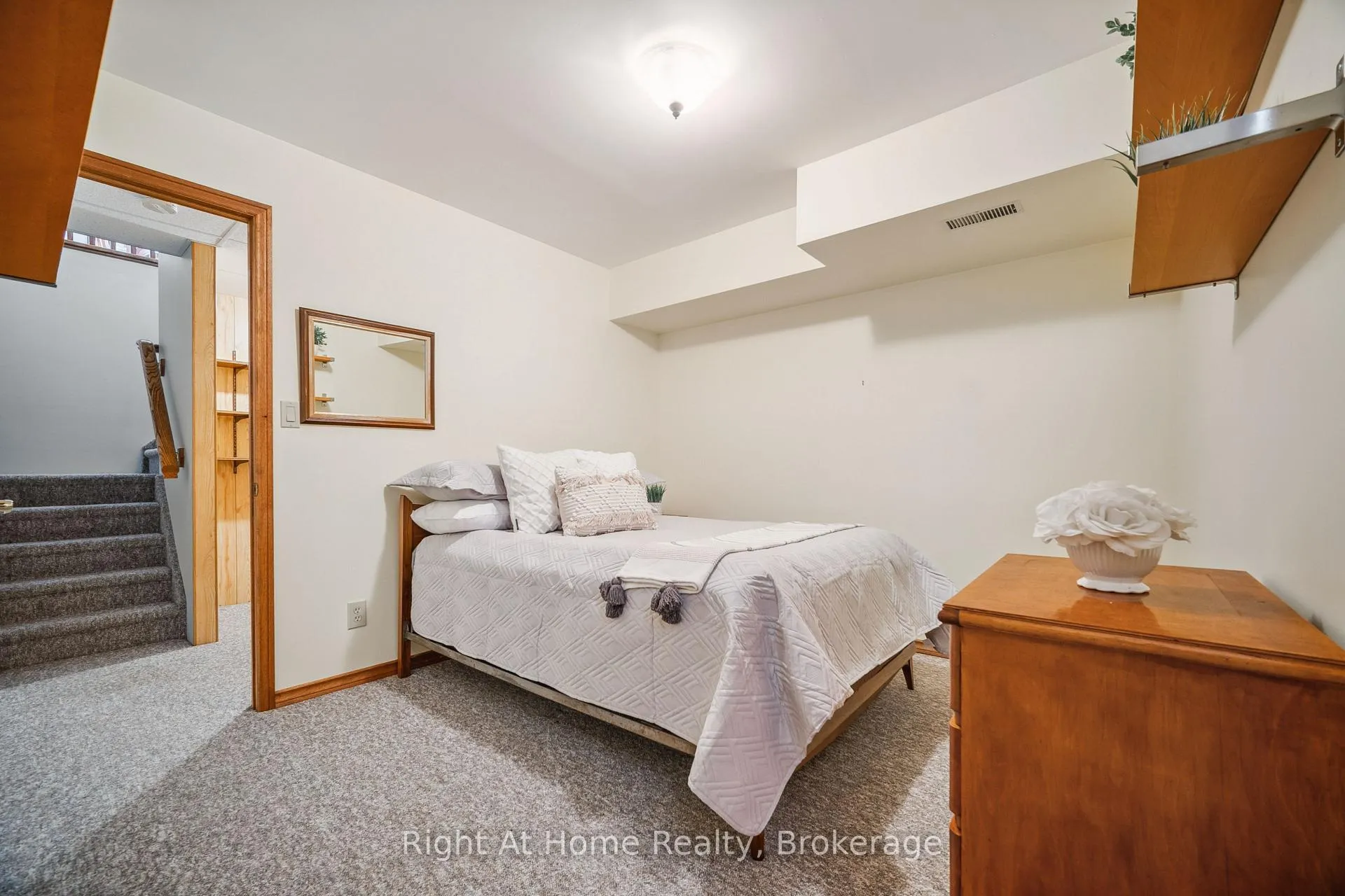 Photo 27 of 664 Maple Street, Huron East, Brussels — HOMEH