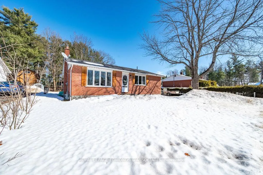 Photo 2 of 70 John Street, Petawawa — HOMEH