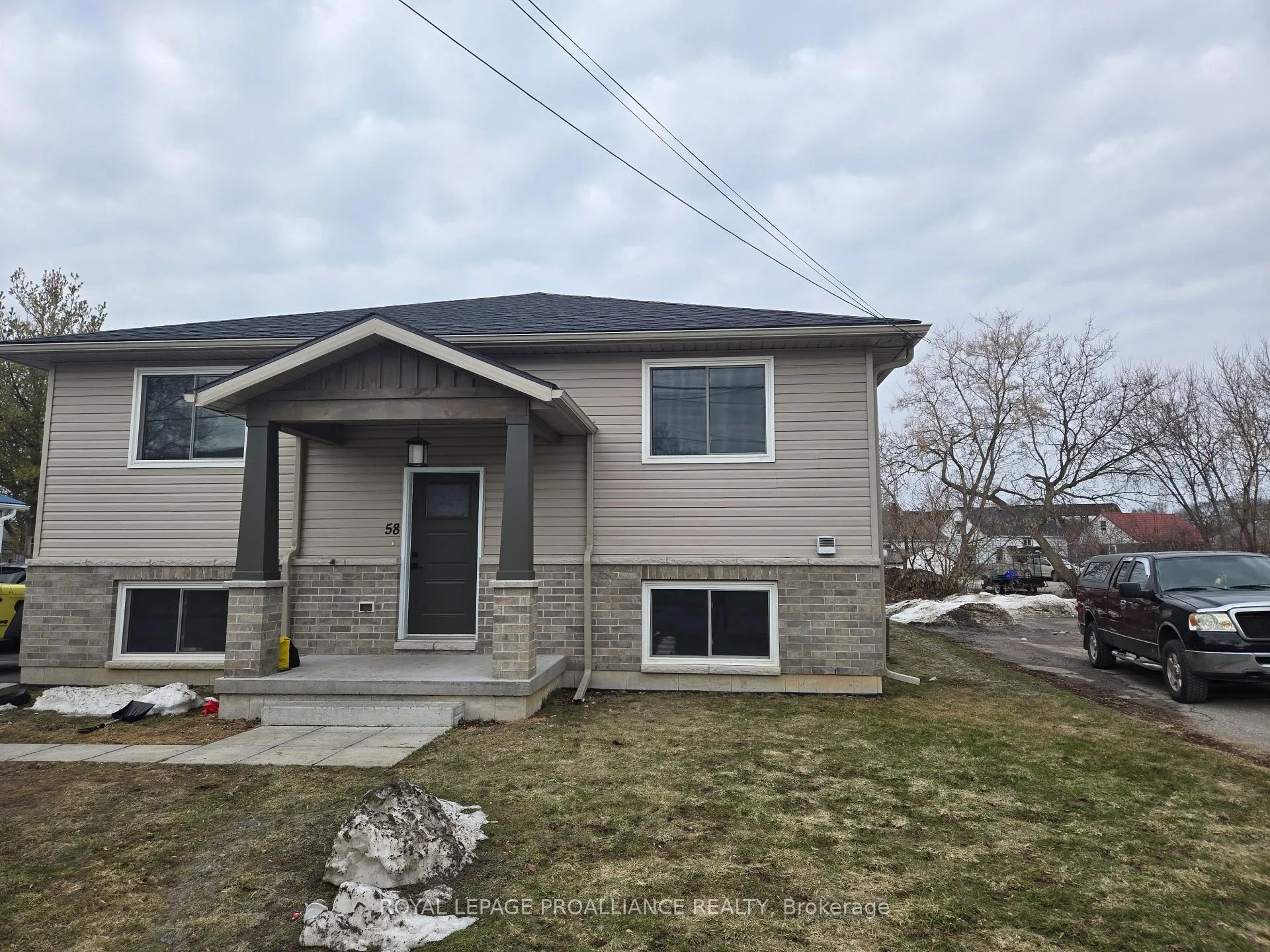 Photo 1 of Unit B, 58 Cannifton Road, Belleville, Belleville Ward — HOMEH