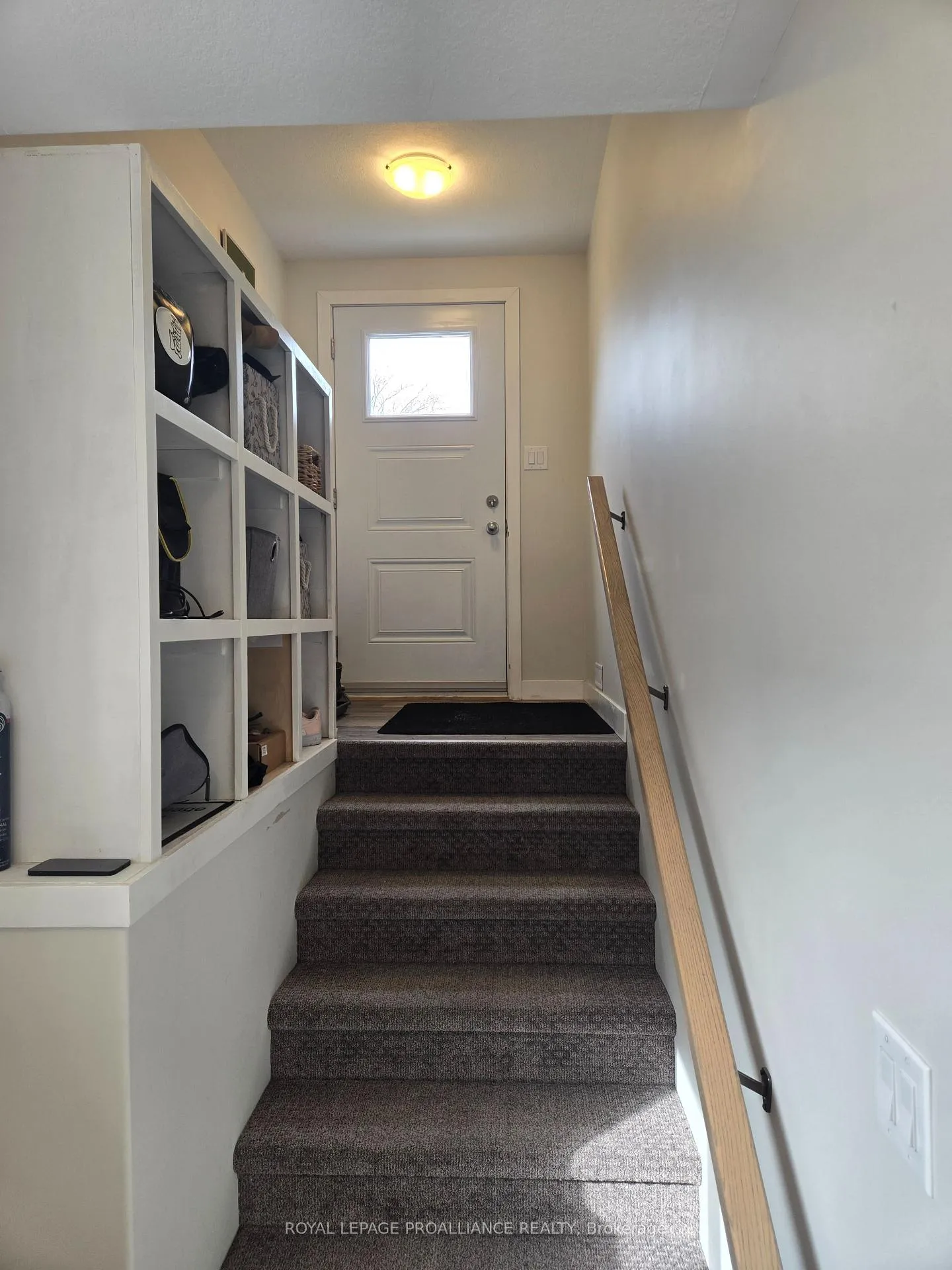 Photo 4 of Unit B, 58 Cannifton Road, Belleville, Belleville Ward — HOMEH