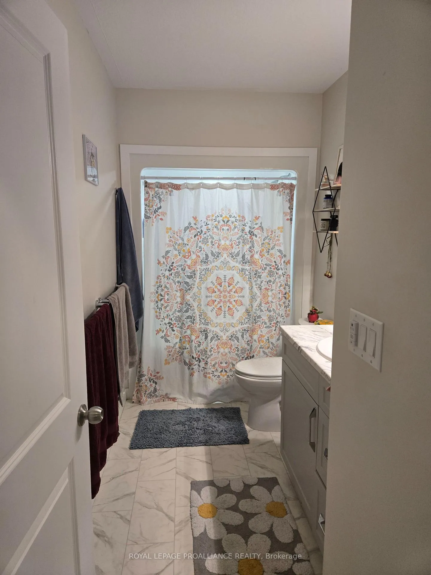 Photo 15 of Unit B, 58 Cannifton Road, Belleville, Belleville Ward — HOMEH