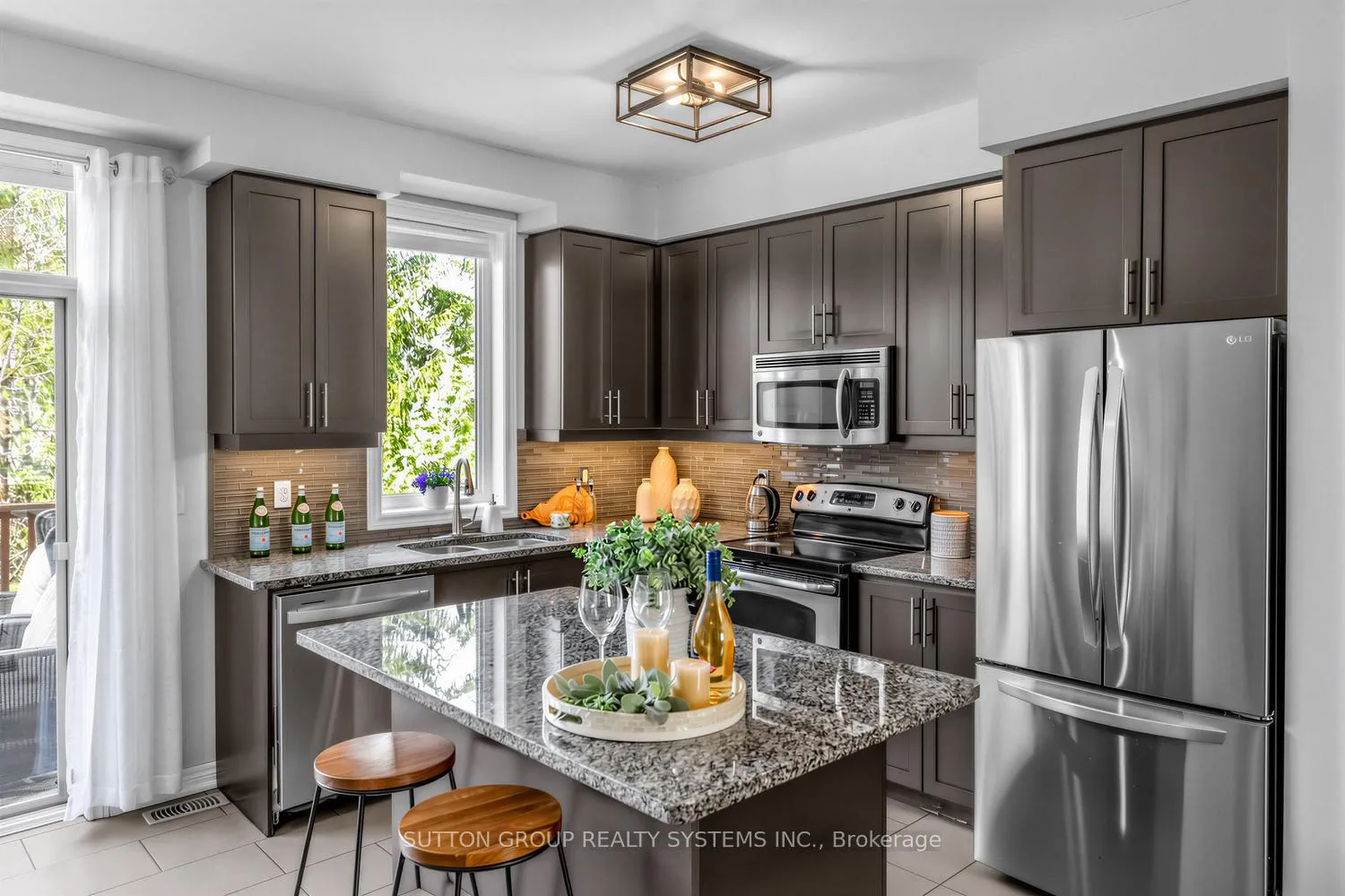 Photo 7 of Unit 17, 4165 Upper Middle Road, Burlington, Rose — HOMEH