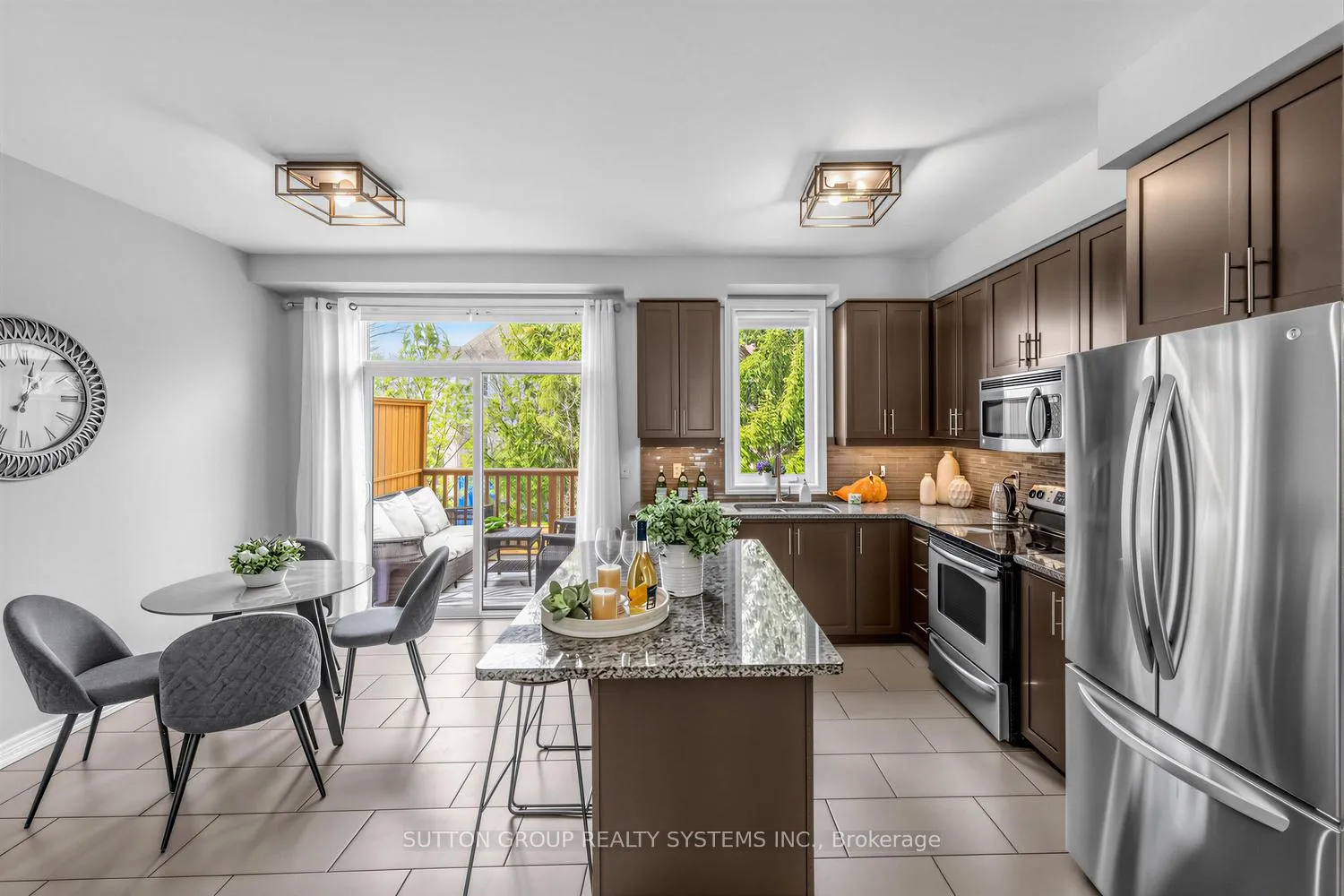 Photo 8 of Unit 17, 4165 Upper Middle Road, Burlington, Rose — HOMEH