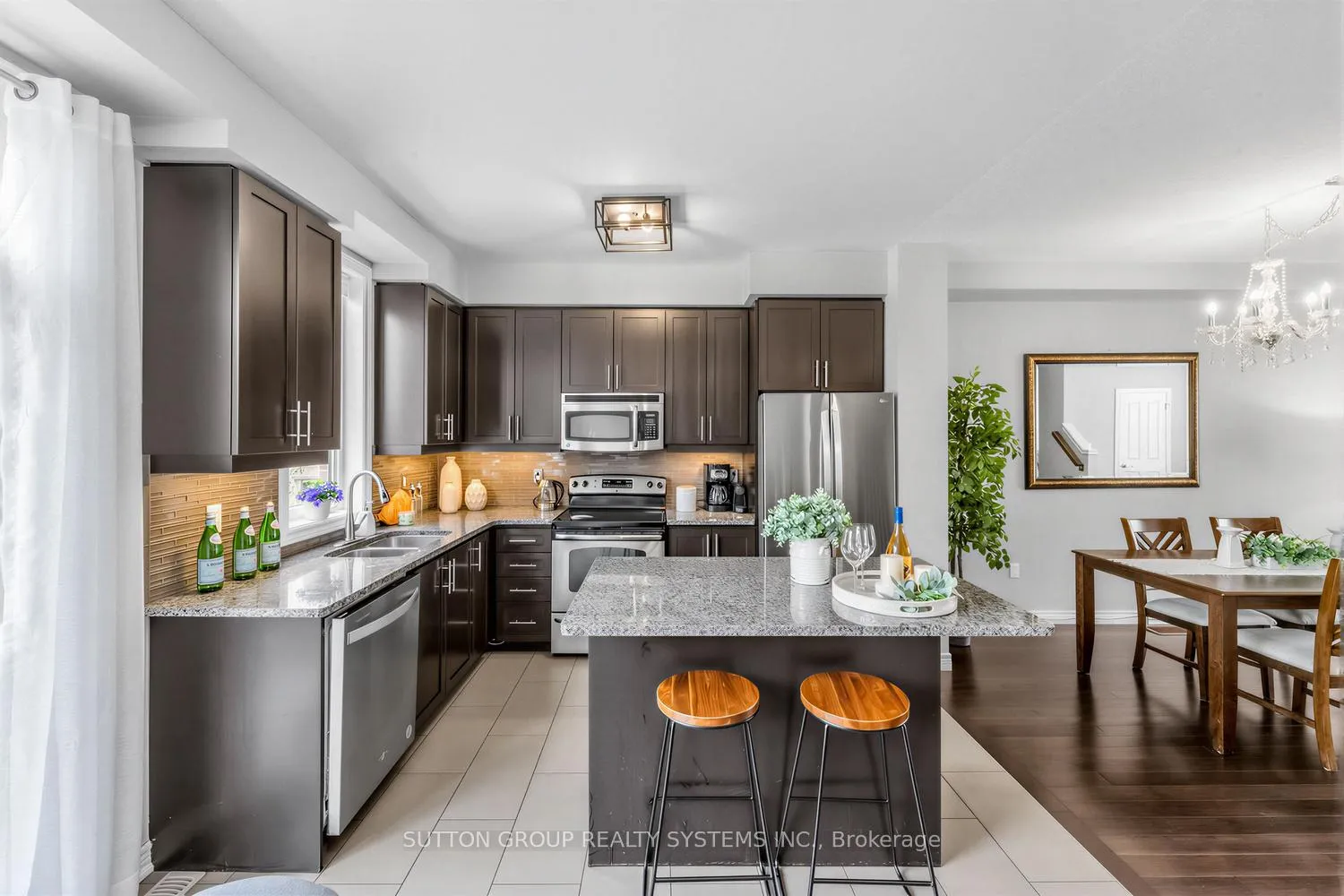 Photo 11 of Unit 17, 4165 Upper Middle Road, Burlington, Rose — HOMEH