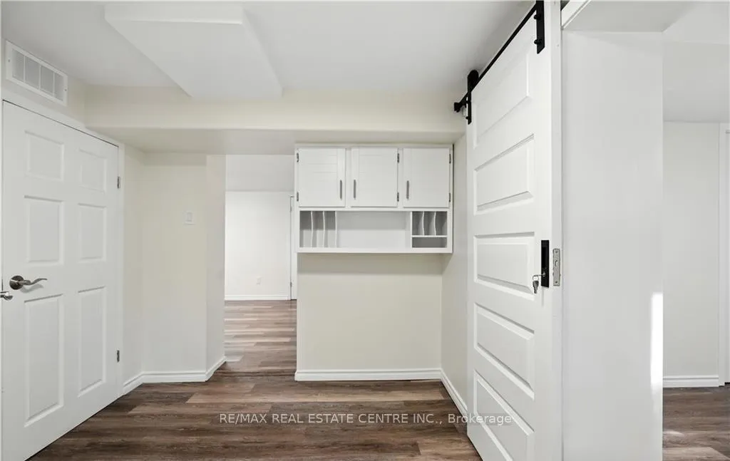 Photo 4 of Unit Unit C, 154 Montgomery Road, Kitchener, Eastwood — HOMEH