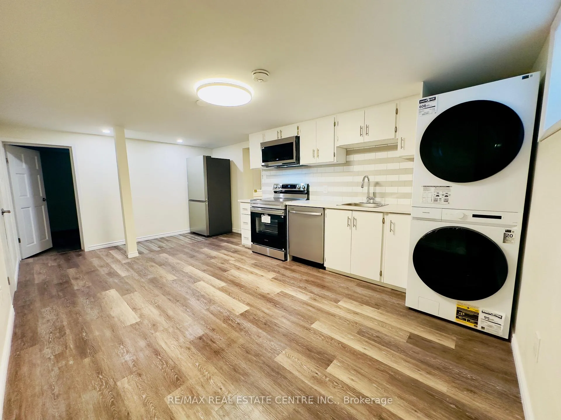 Photo 7 of Unit Unit C, 154 Montgomery Road, Kitchener, Eastwood — HOMEH