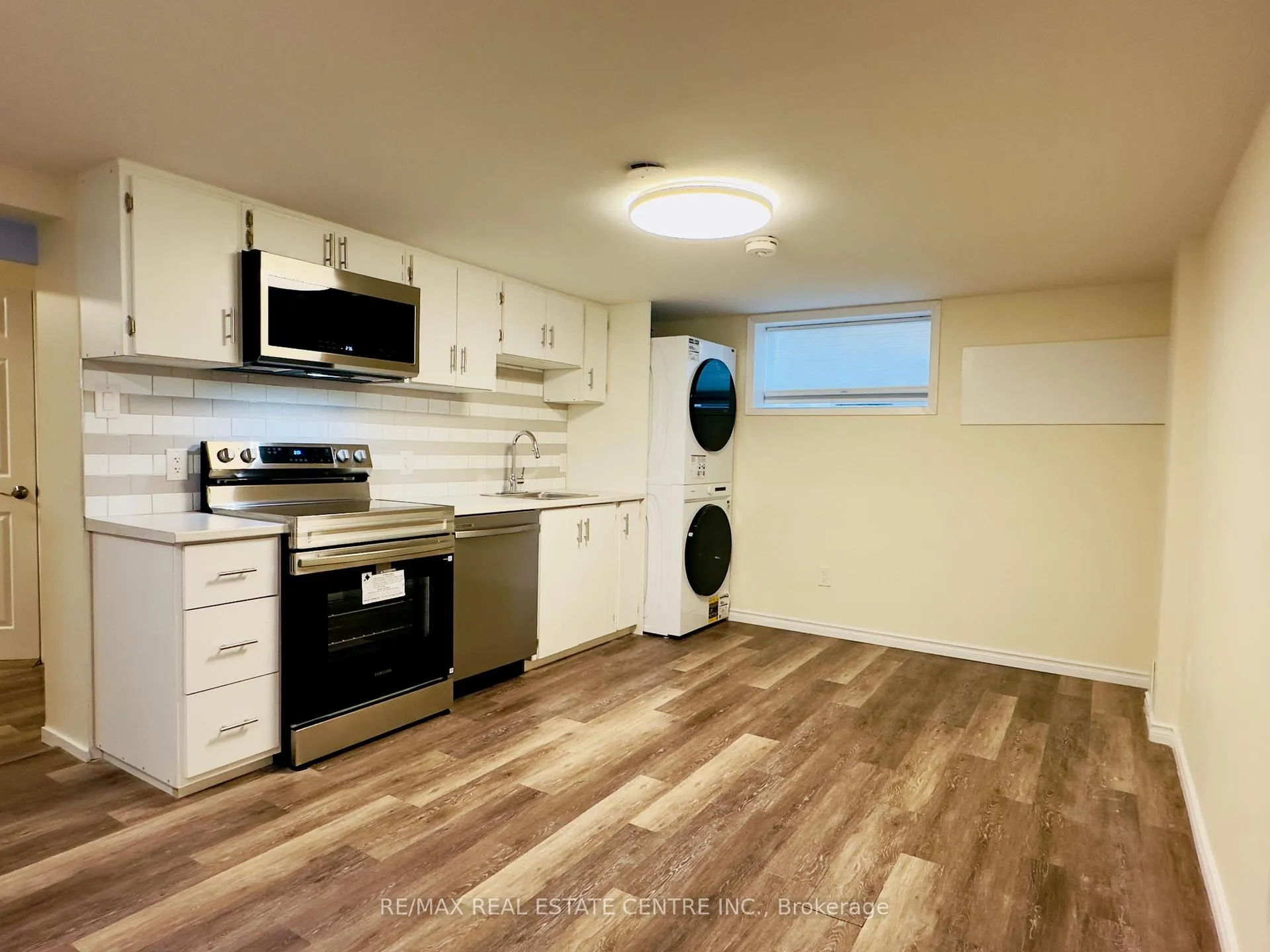 Photo 8 of Unit Unit C, 154 Montgomery Road, Kitchener, Eastwood — HOMEH