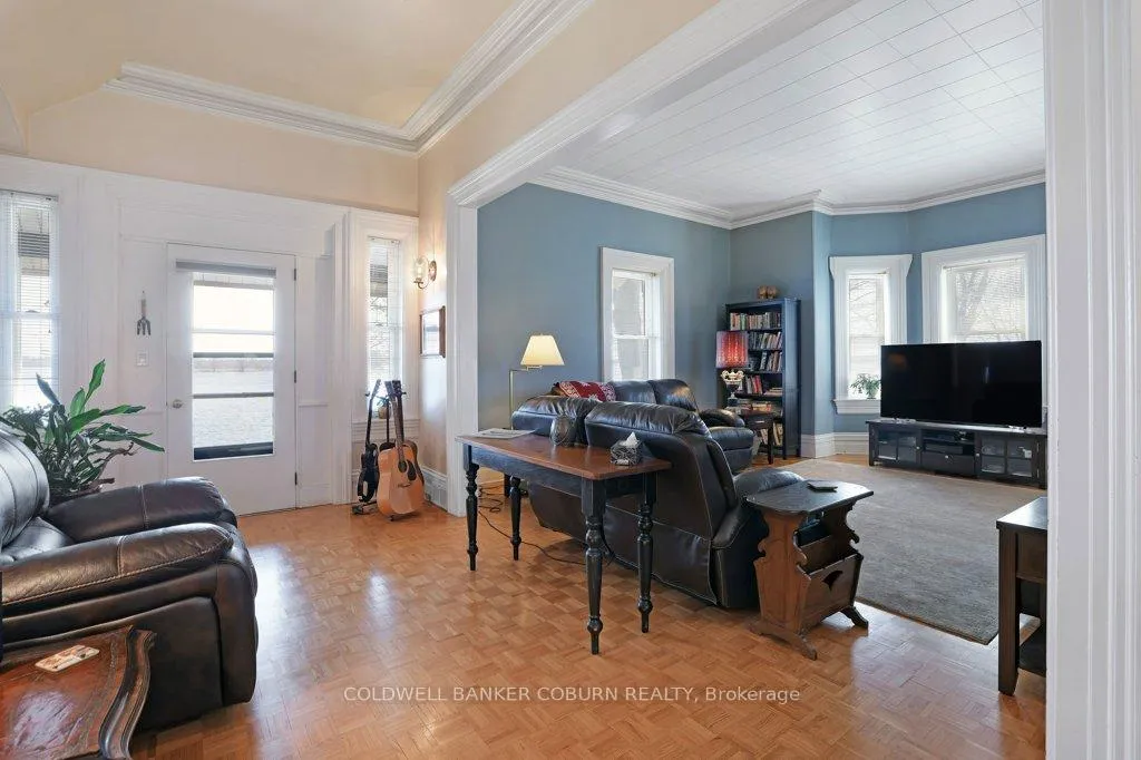 Photo 7 of 81 Lakeshore Drive, South Dundas, Morrisburg — HOMEH