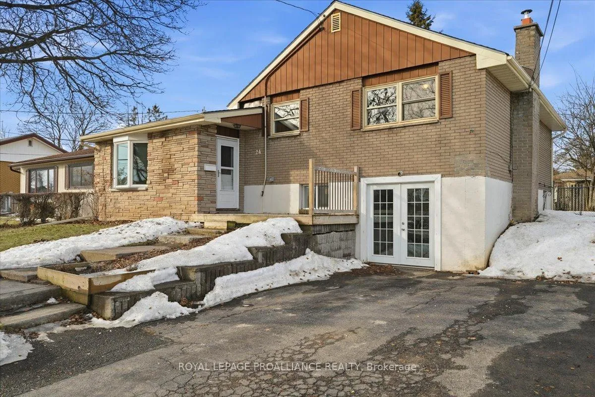 Photo 1 of 24 Gilbert Street, Belleville, Belleville Ward — HOMEH