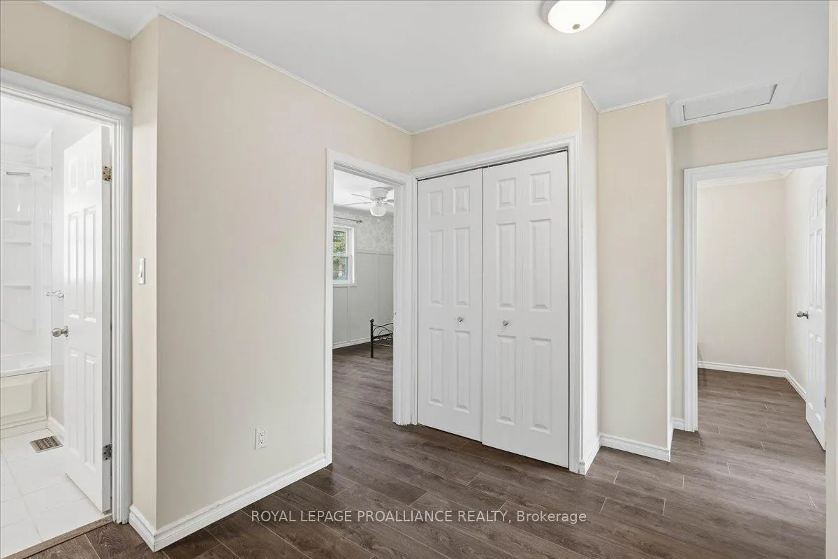 Photo 21 of 24 Gilbert Street, Belleville, Belleville Ward — HOMEH