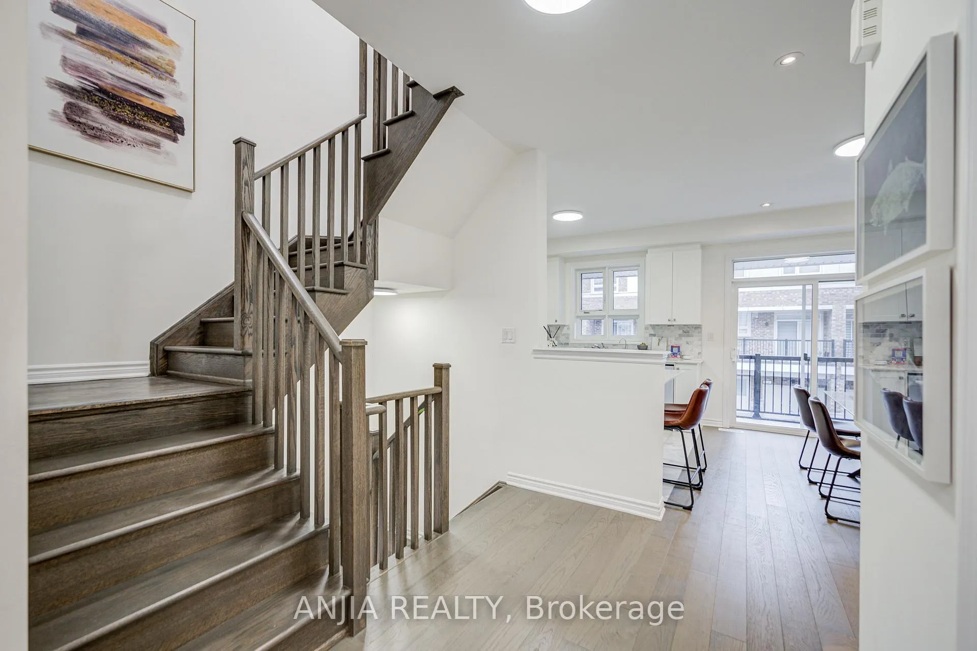 Photo 11 of 82 Chicago Lane, Markham, Wismer — HOMEH