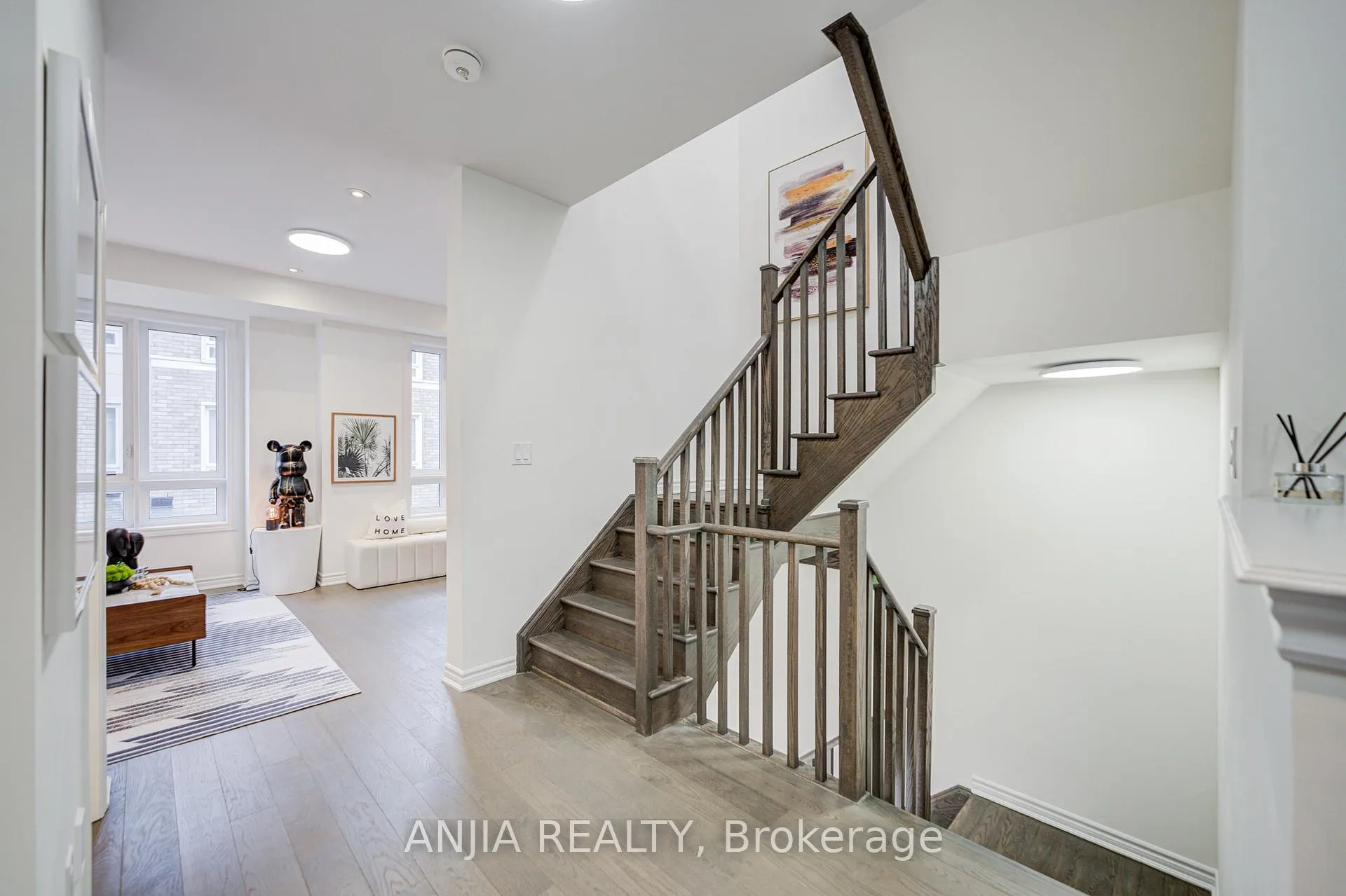 Photo 12 of 82 Chicago Lane, Markham, Wismer — HOMEH