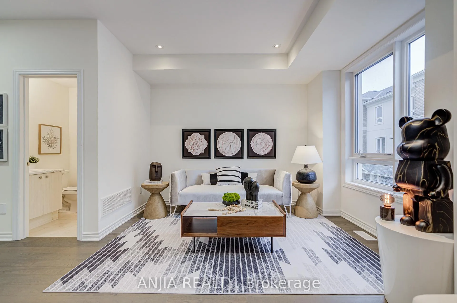 Photo 15 of 82 Chicago Lane, Markham, Wismer — HOMEH
