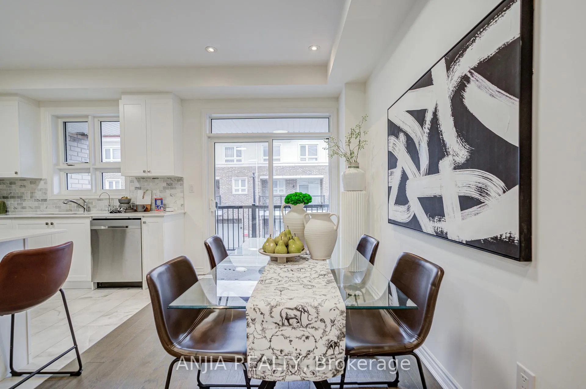Photo 20 of 82 Chicago Lane, Markham, Wismer — HOMEH