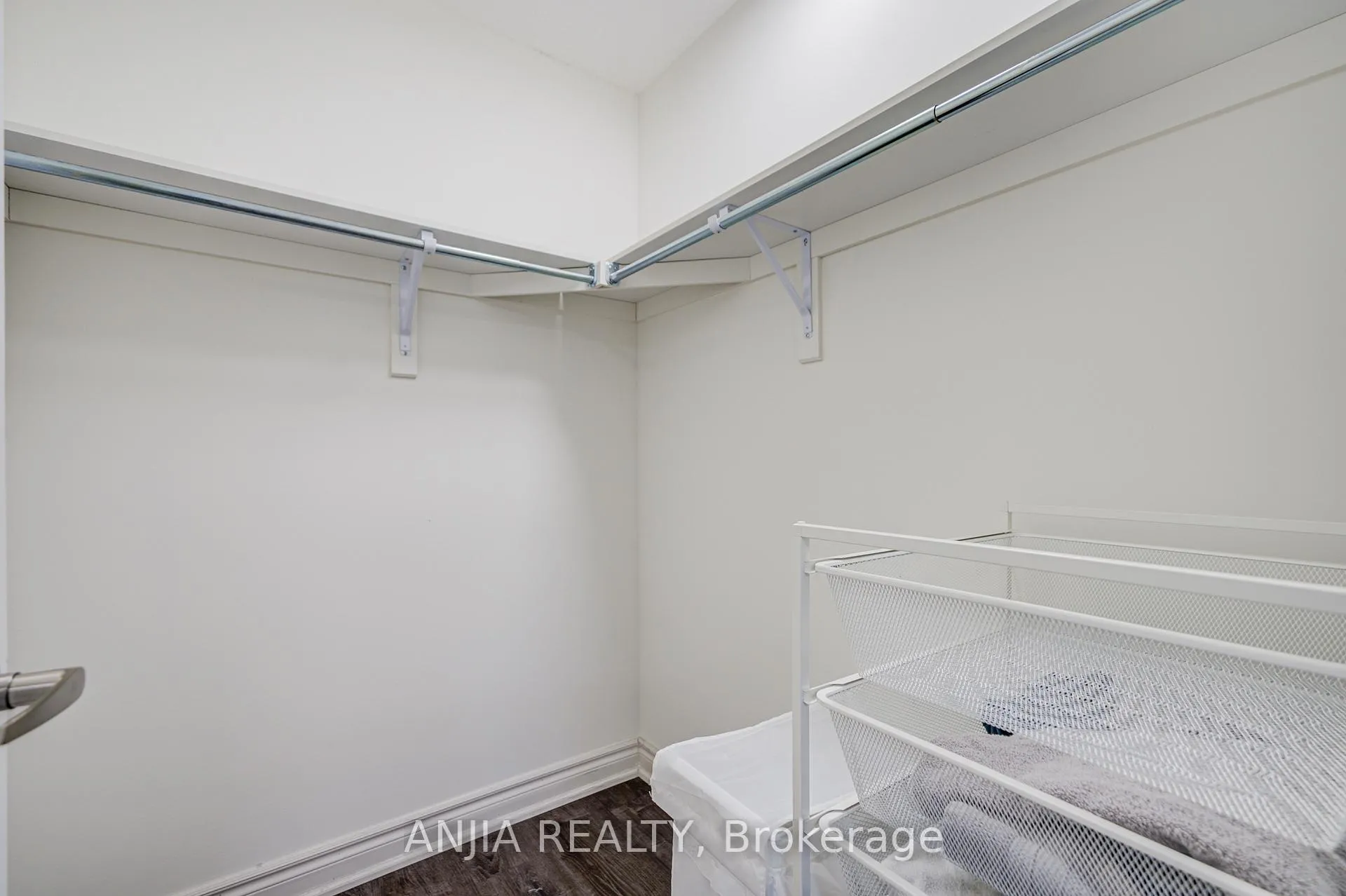 Photo 42 of 82 Chicago Lane, Markham, Wismer — HOMEH