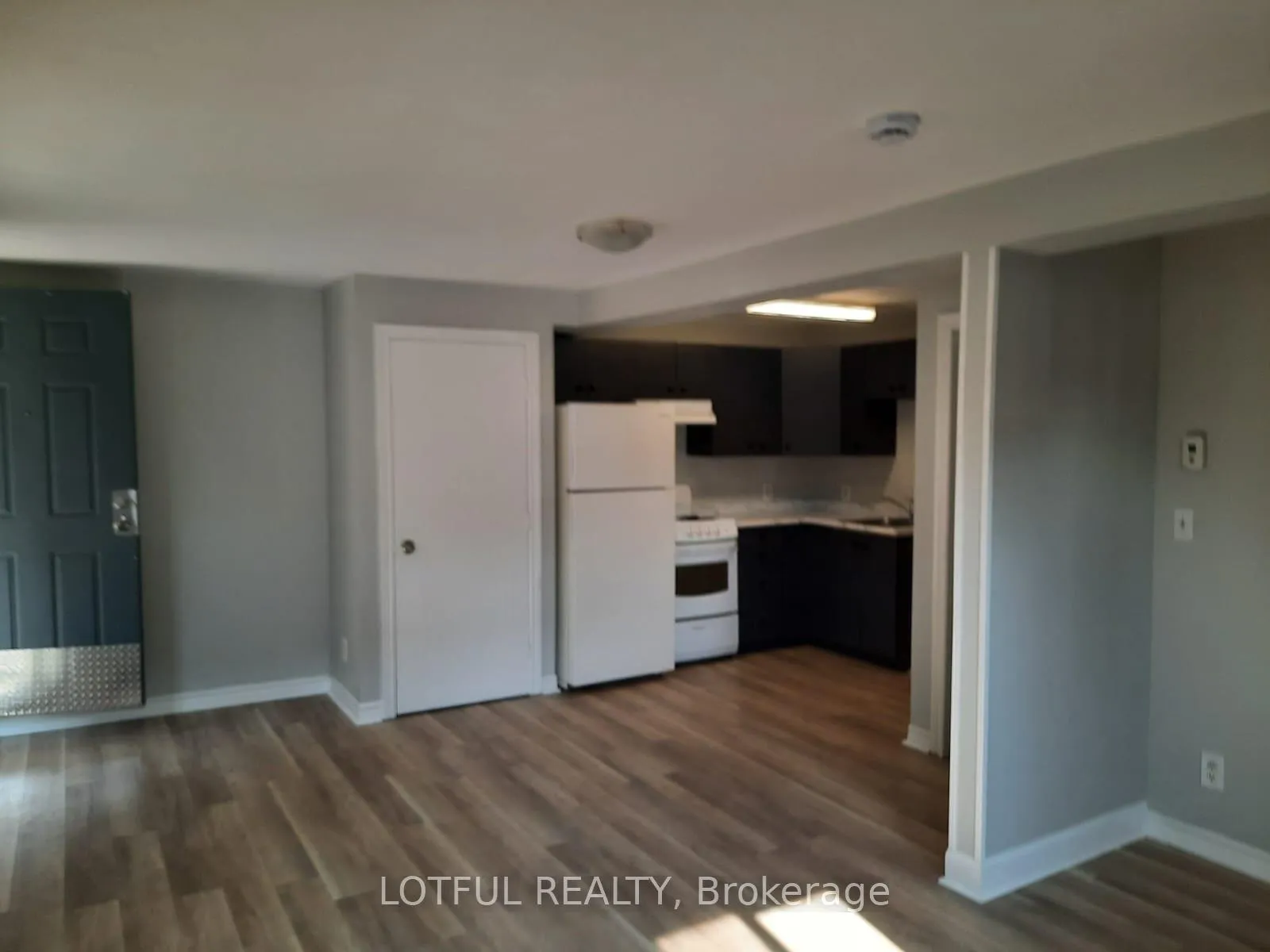Photo 4 of Unit 103, 192 King Street W, Prescott — HOMEH
