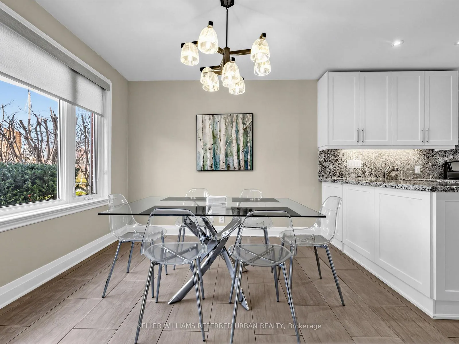 Photo 6 of 31 Prince Charles Drive, Toronto, Englemount-Lawrence — HOMEH