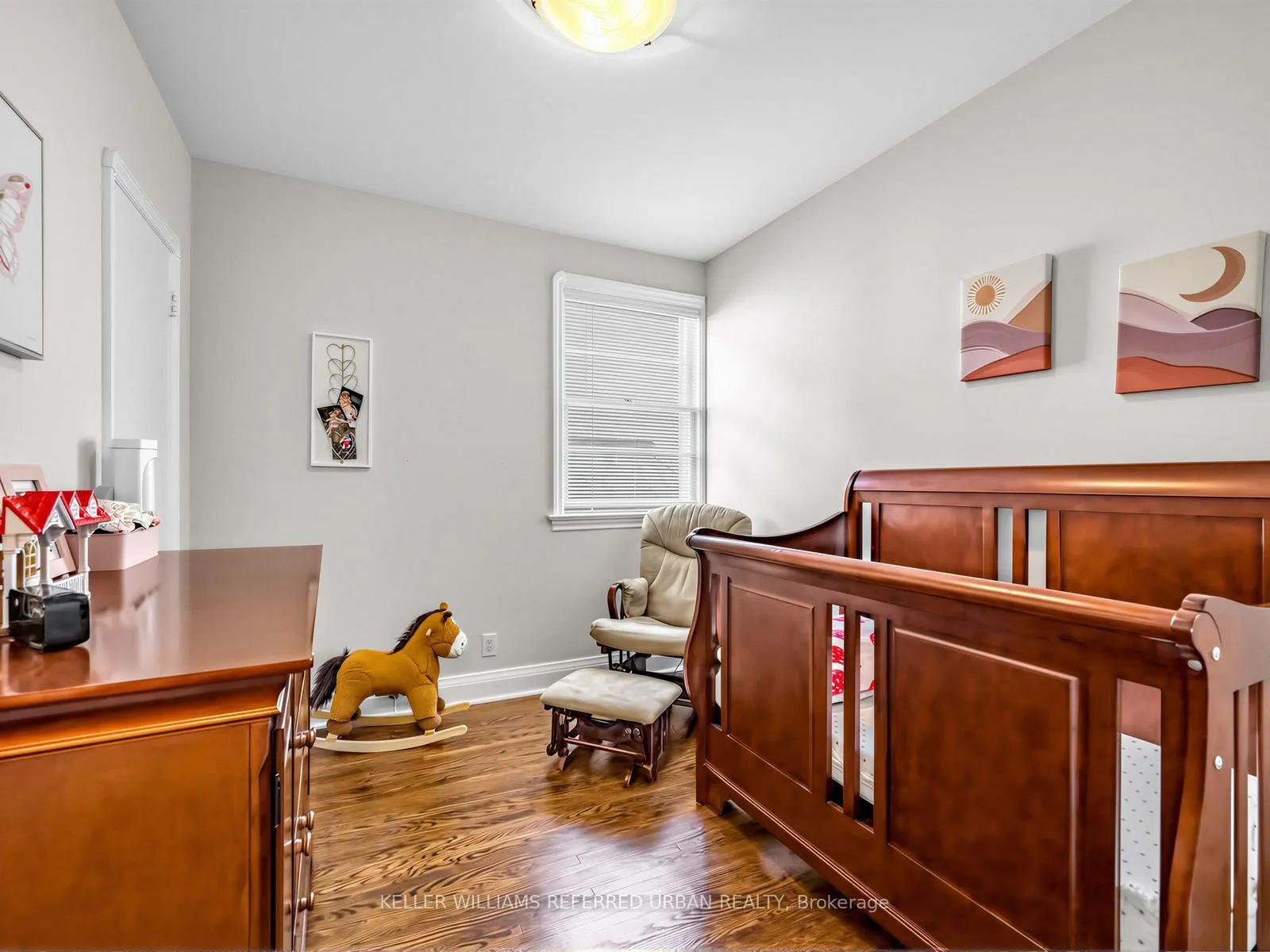 Photo 20 of 31 Prince Charles Drive, Toronto, Englemount-Lawrence — HOMEH