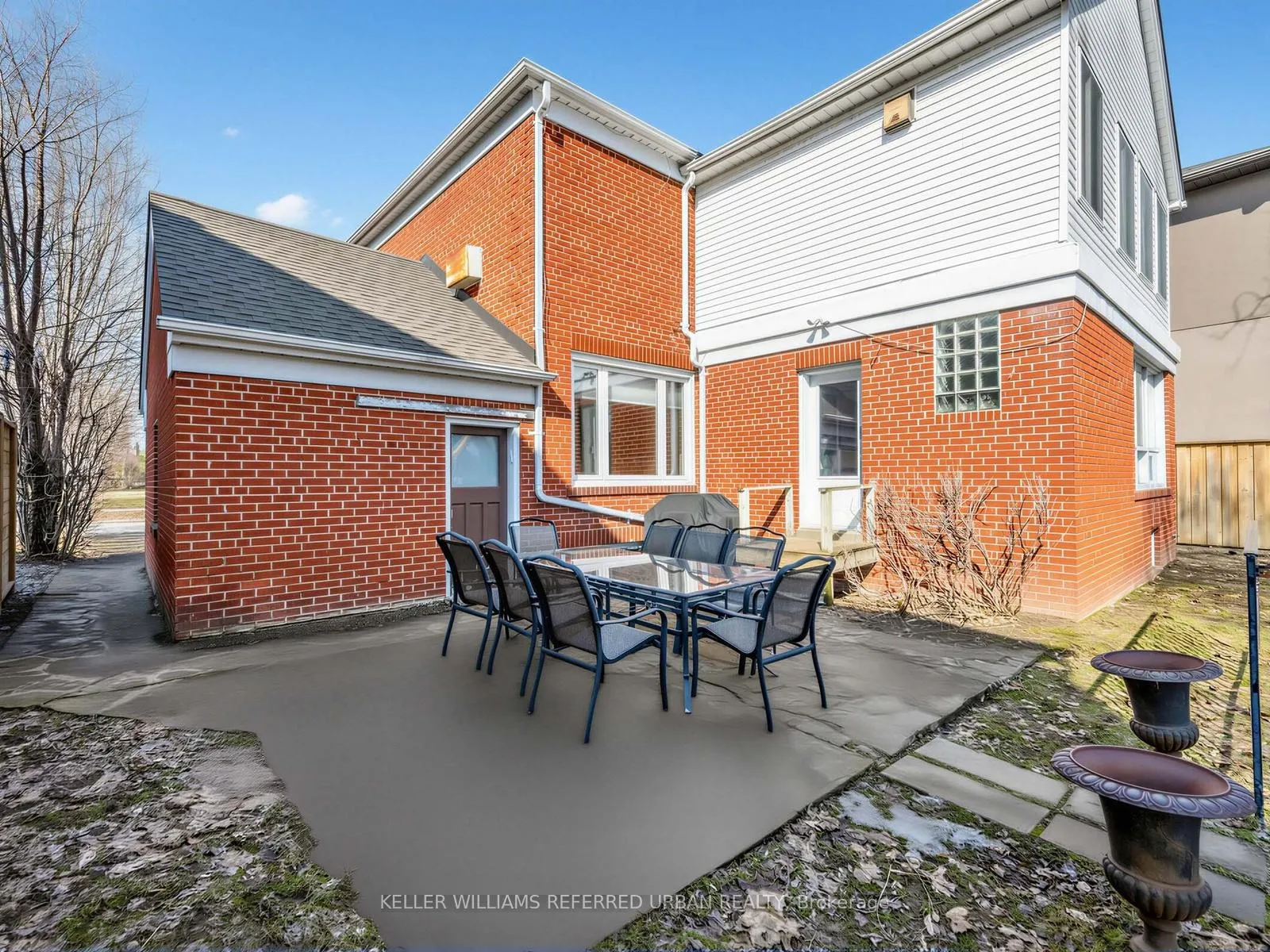 Photo 29 of 31 Prince Charles Drive, Toronto, Englemount-Lawrence — HOMEH