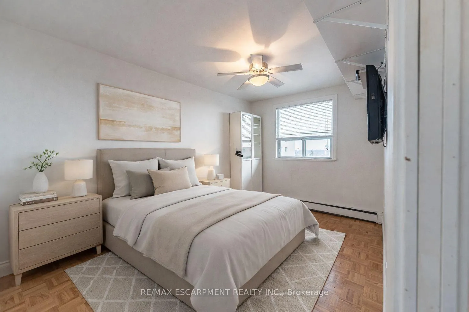 Photo 6 of Unit 607, 30 Summit Avenue, Hamilton, Eastmount — HOMEH