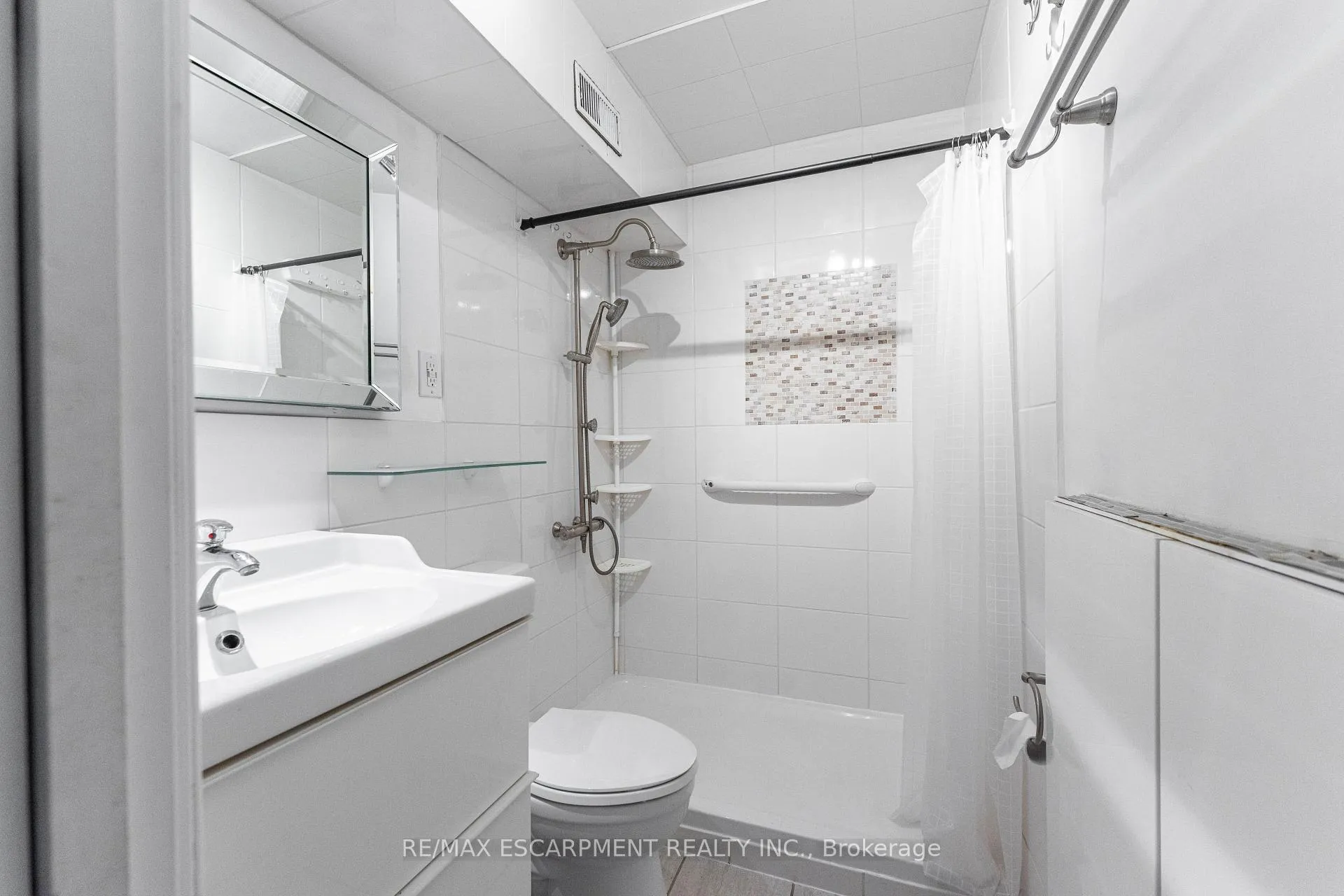Photo 12 of Unit 607, 30 Summit Avenue, Hamilton, Eastmount — HOMEH