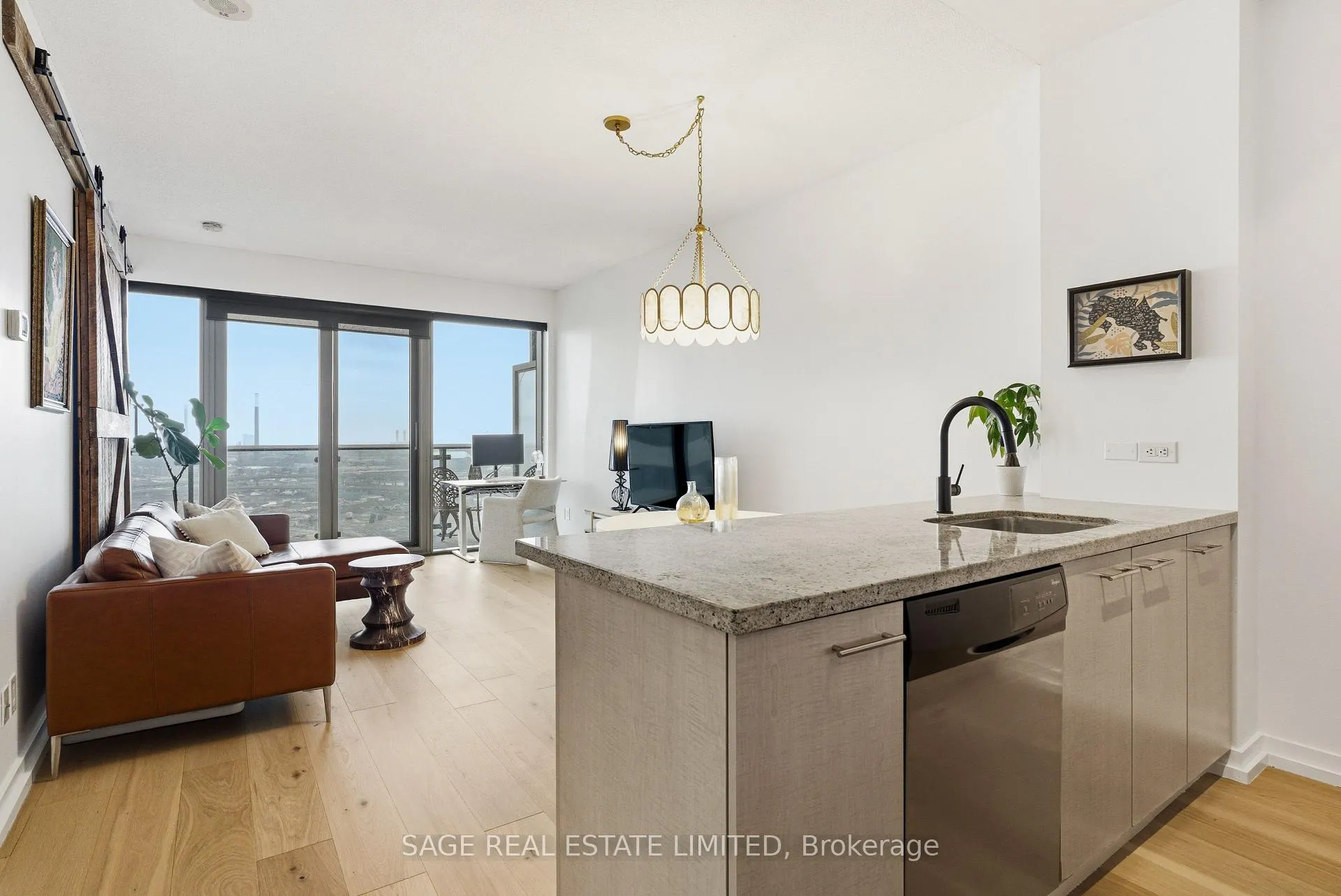 Photo 2 of Unit 1804, 70 Distillery Lane, Toronto, Waterfront Communities — HOMEH