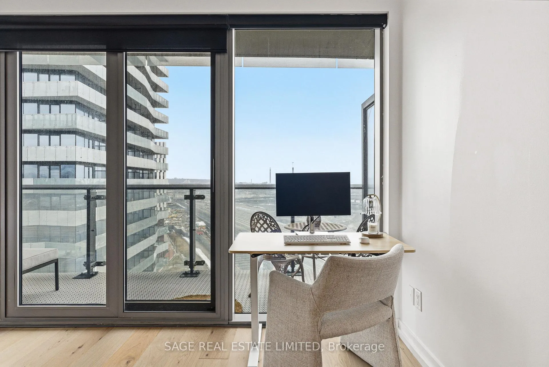 Photo 11 of Unit 1804, 70 Distillery Lane, Toronto, Waterfront Communities — HOMEH