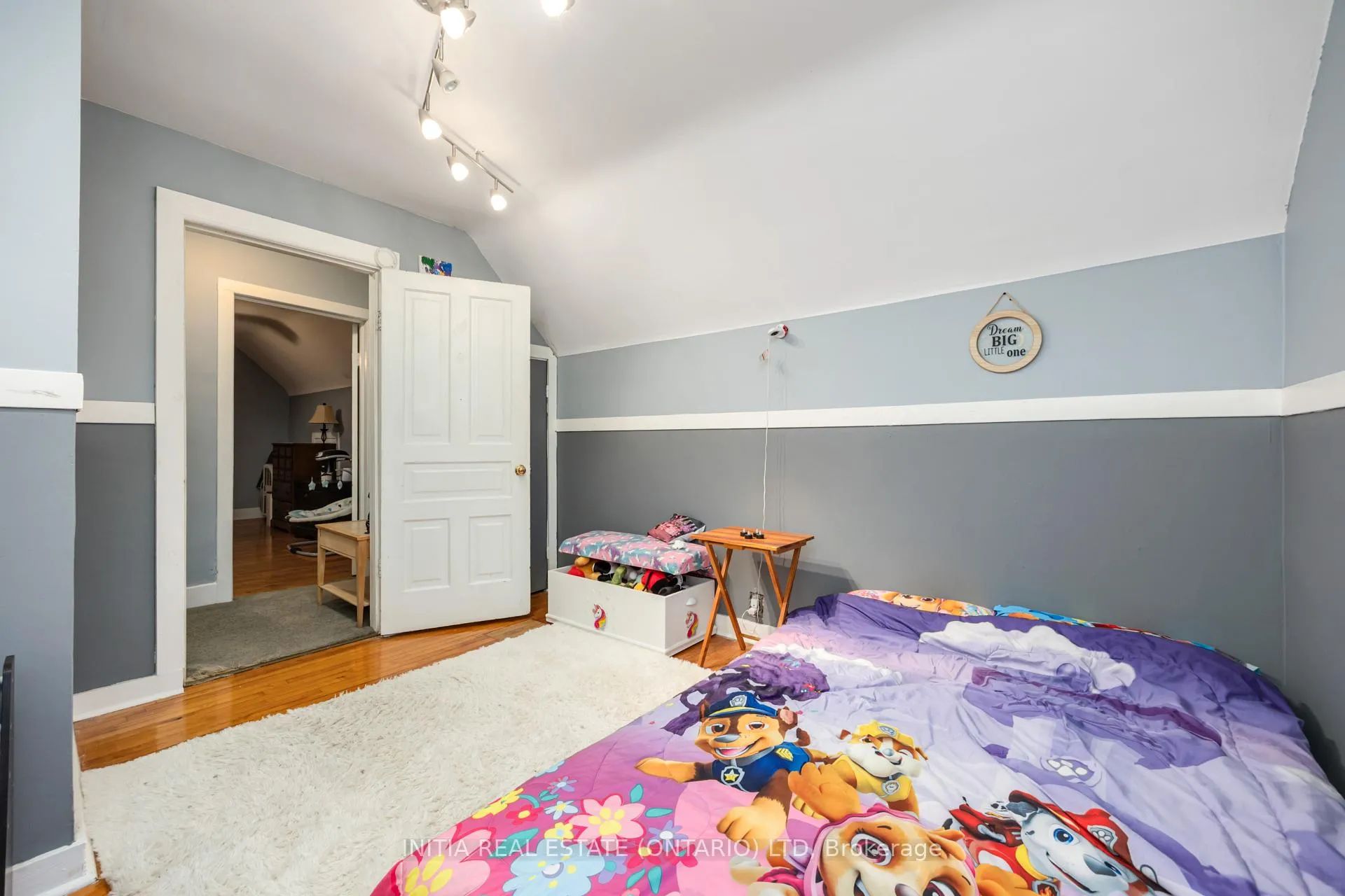 Photo 21 of 856 Devine Street, Sarnia — HOMEH