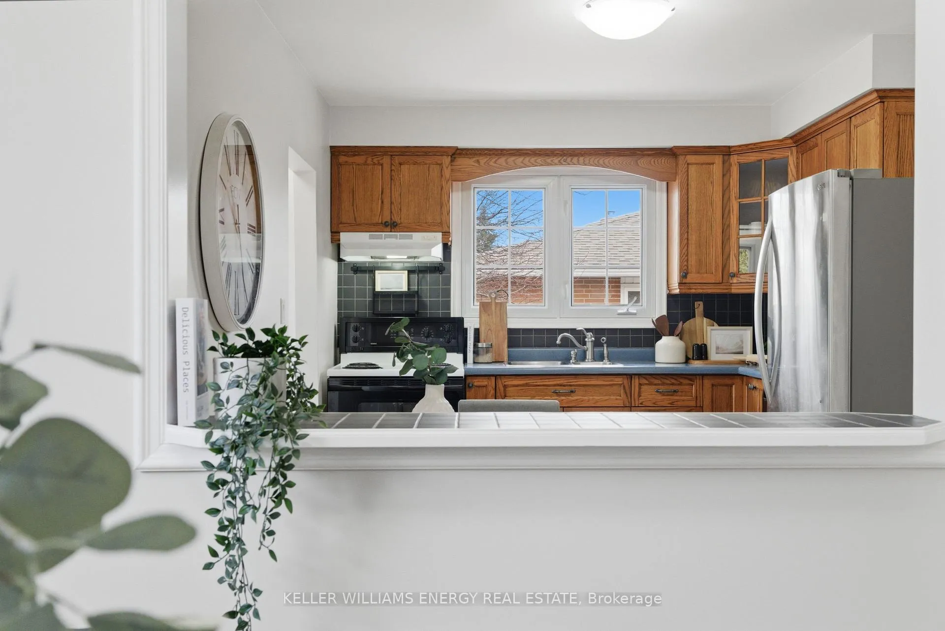 Photo 11 of 168 Gladstone Avenue, Oshawa, McLaughlin — HOMEH