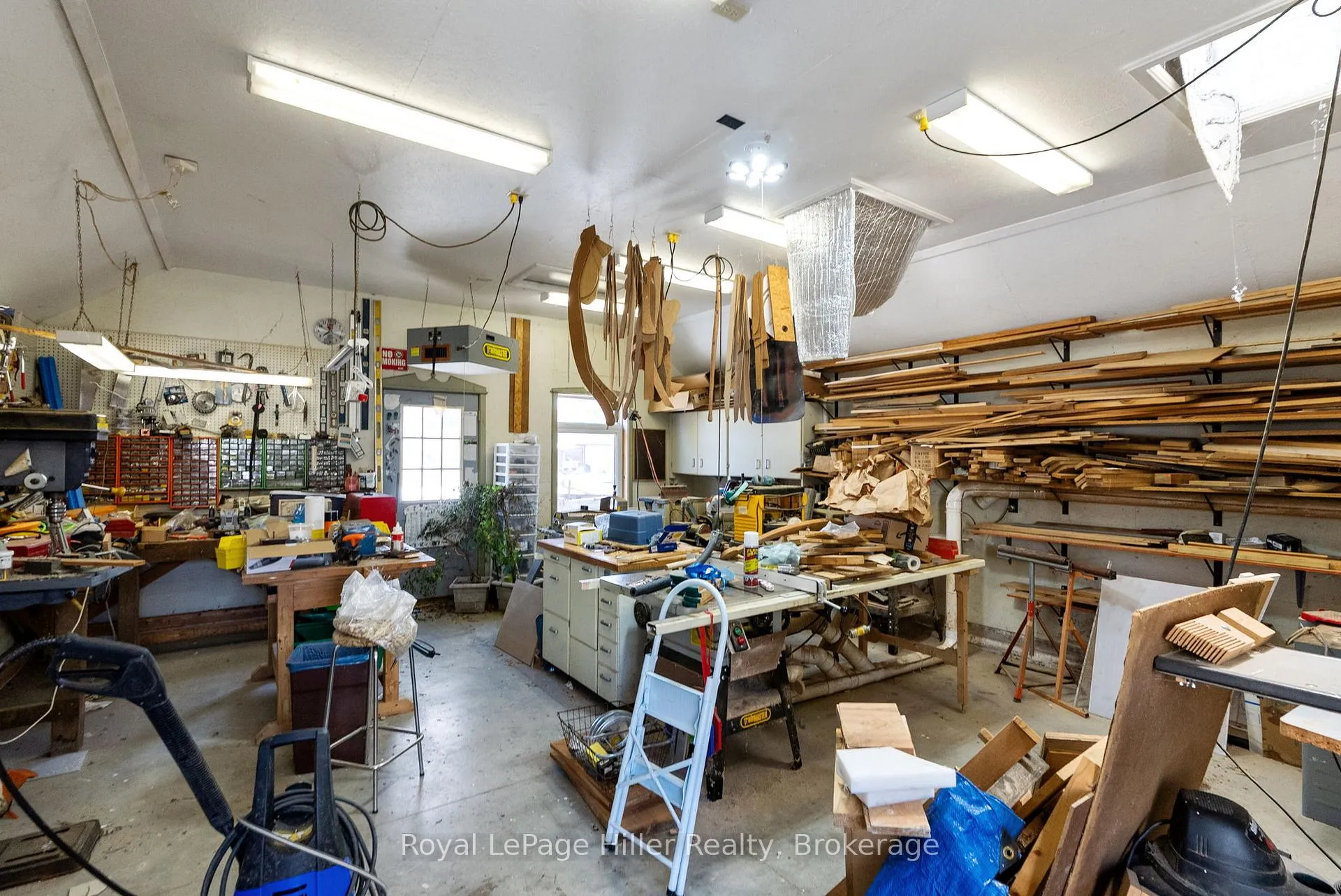 Photo 45 of 27 Pacific Avenue, Perth East, Milverton — HOMEH