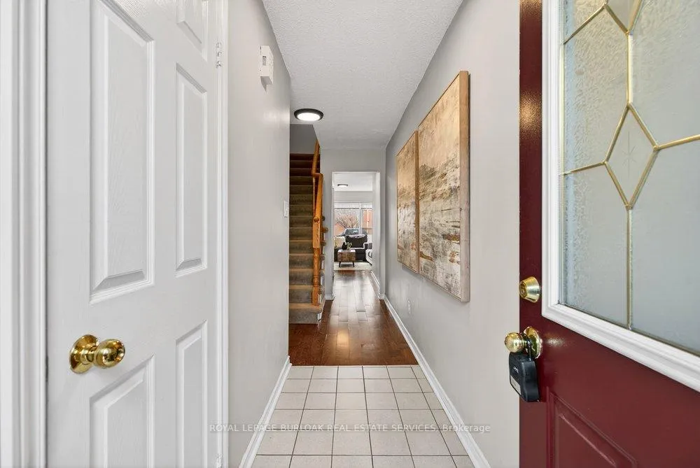 Photo 5 of Unit 29, 2004 Glenada Crescent, Oakville, Wedgewood Creek — HOMEH