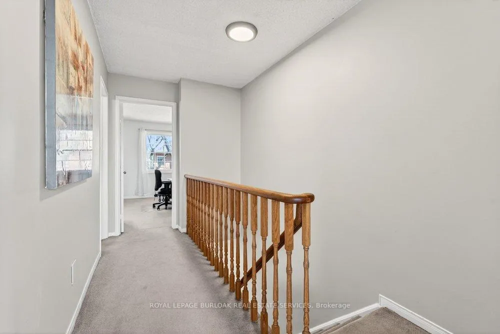 Photo 17 of Unit 29, 2004 Glenada Crescent, Oakville, Wedgewood Creek — HOMEH
